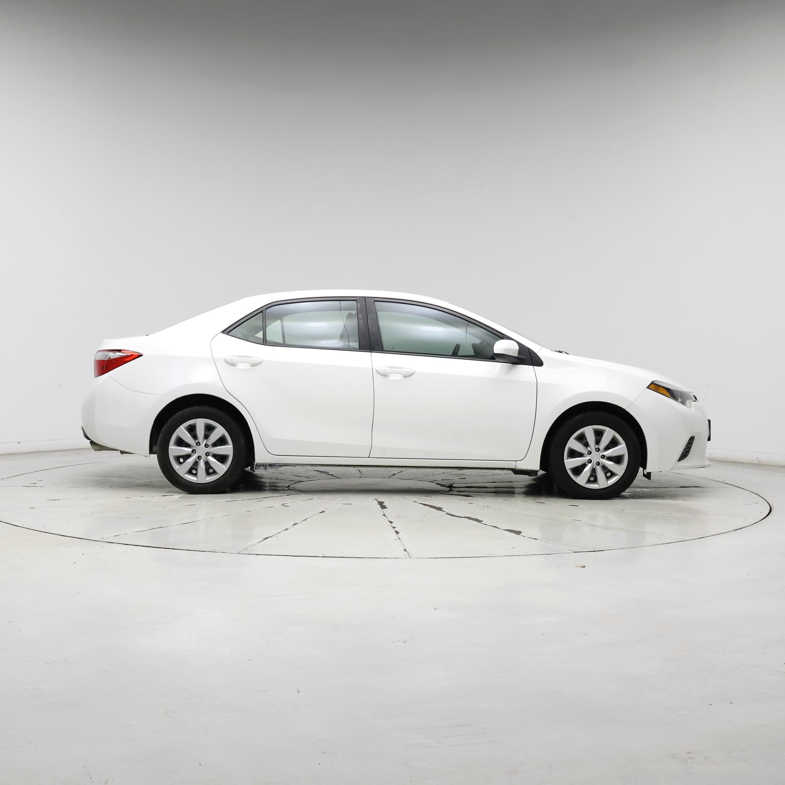 Thumbnail: 2015 Toyota Corolla - 7