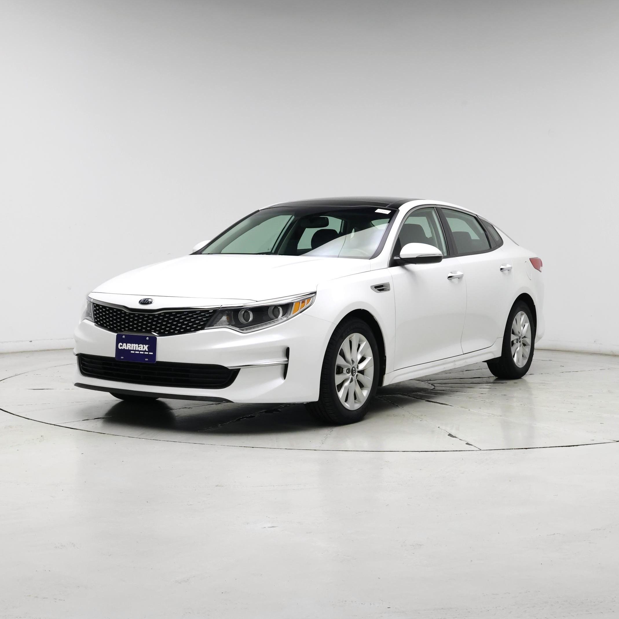 Thumbnail: 2016 Kia Optima - 4