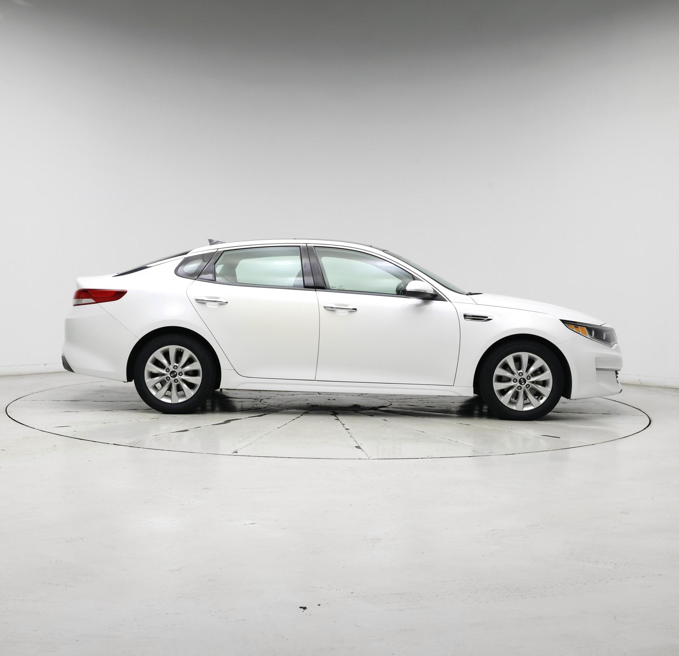 Thumbnail: 2016 Kia Optima - 7