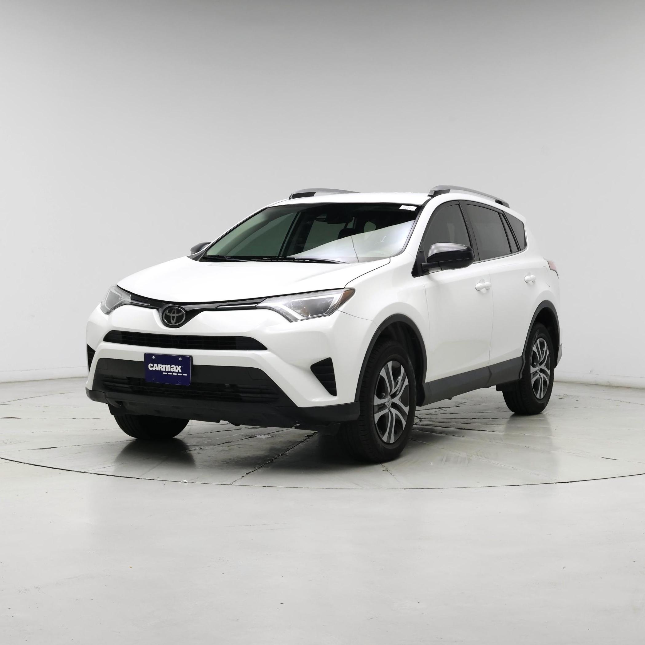 Thumbnail: 2018 Toyota RAV4 - 4