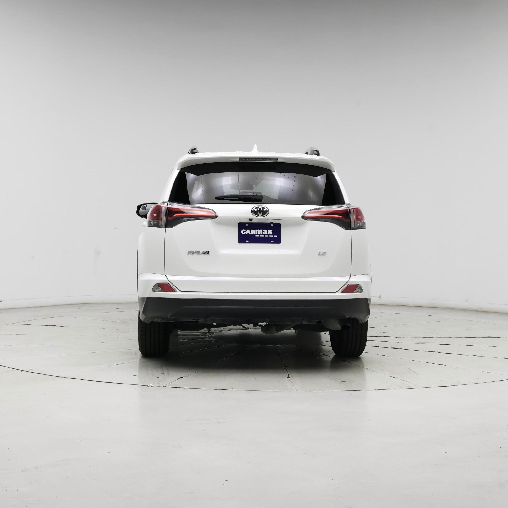Thumbnail: 2018 Toyota RAV4 - 6