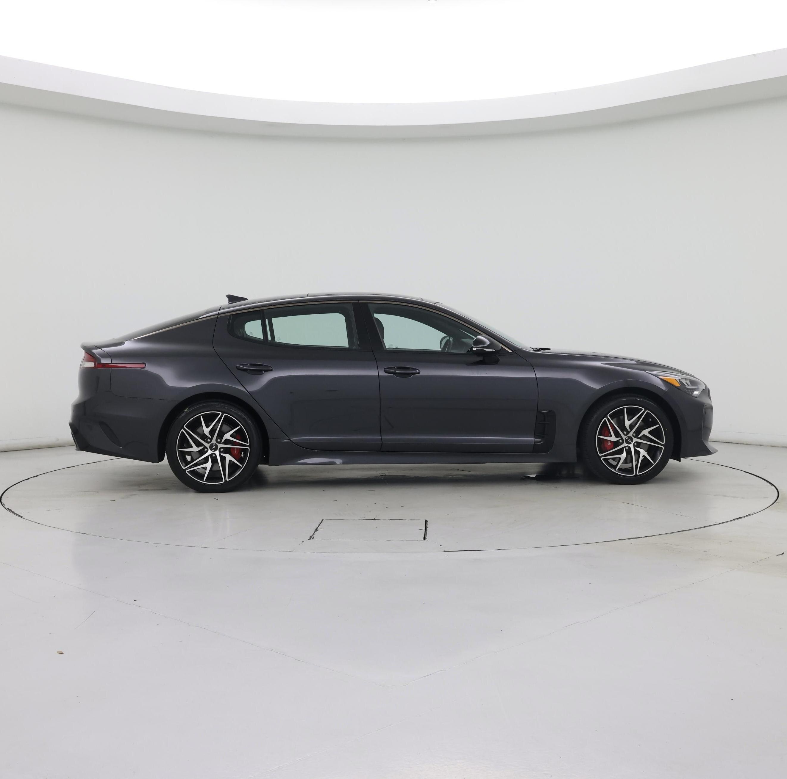 Thumbnail: 2023 Kia Stinger - 7