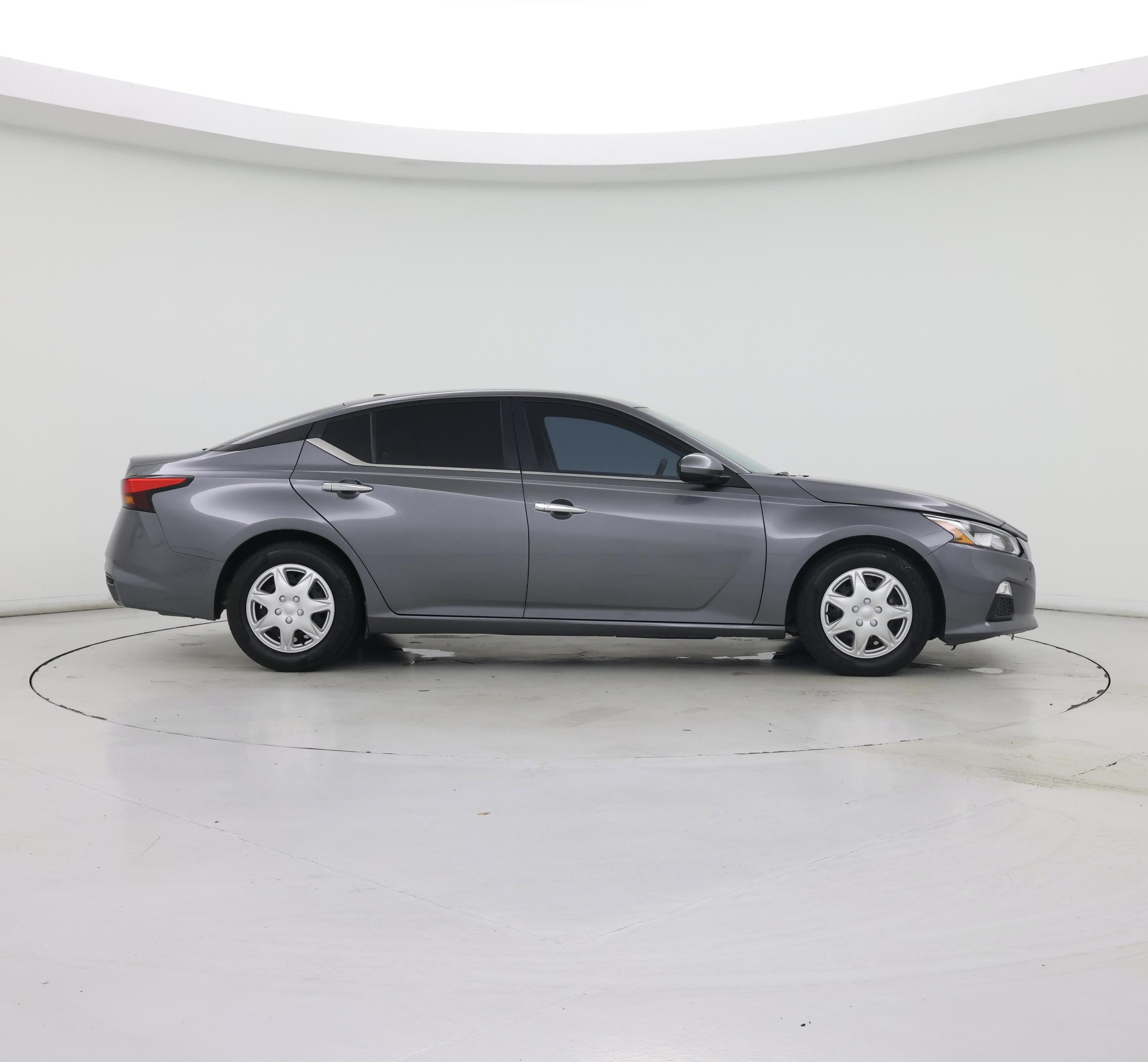 Thumbnail: 2020 Nissan Altima - 7