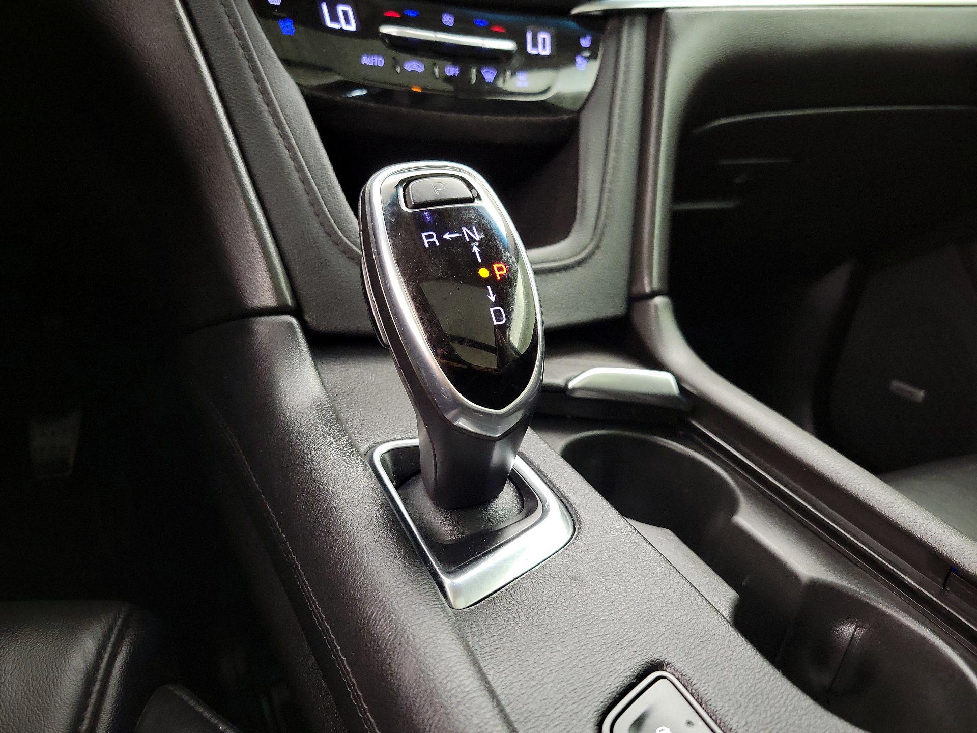 Thumbnail: 2019 Cadillac XT5 - 17