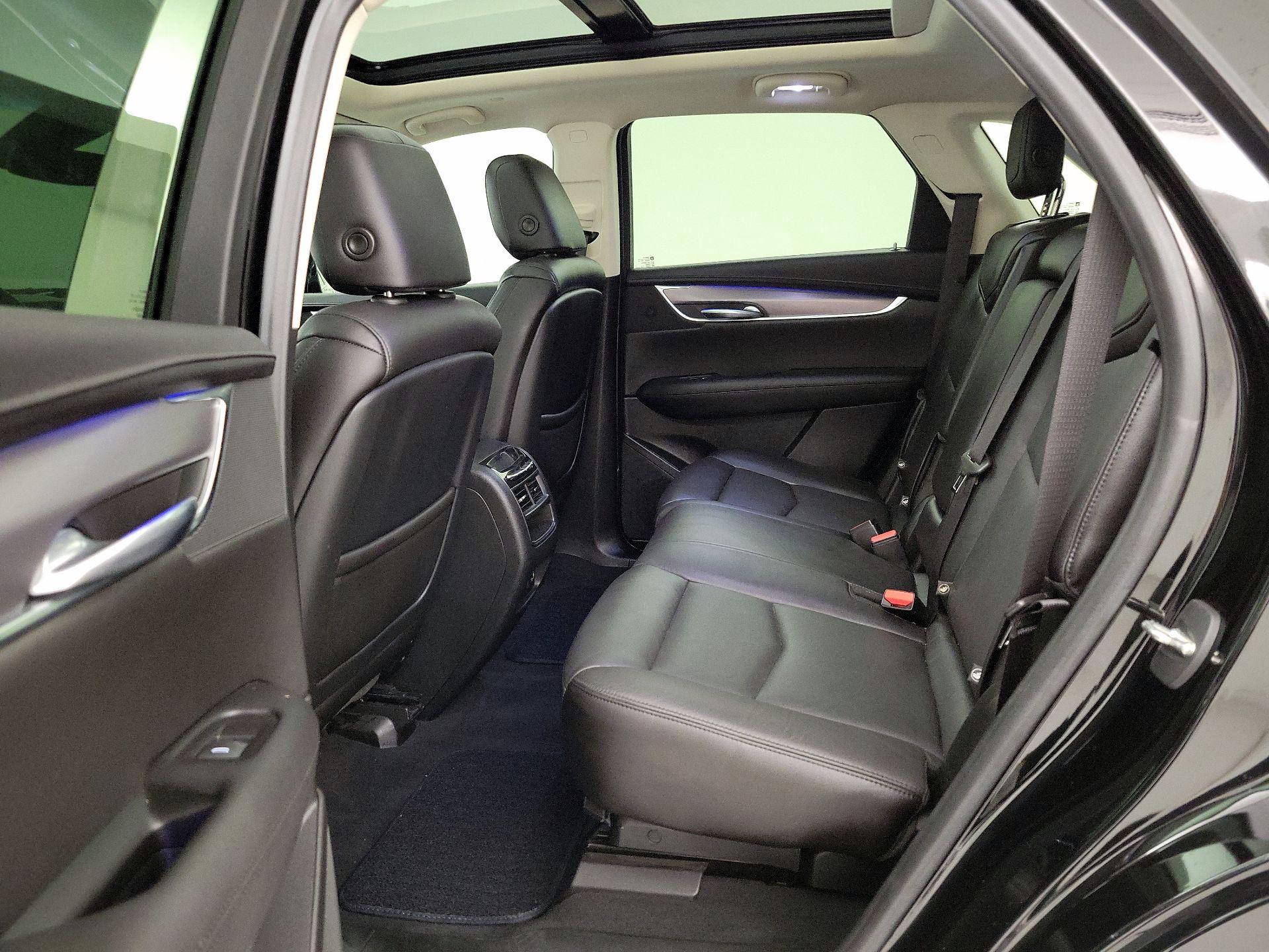 Thumbnail: 2019 Cadillac XT5 - 19