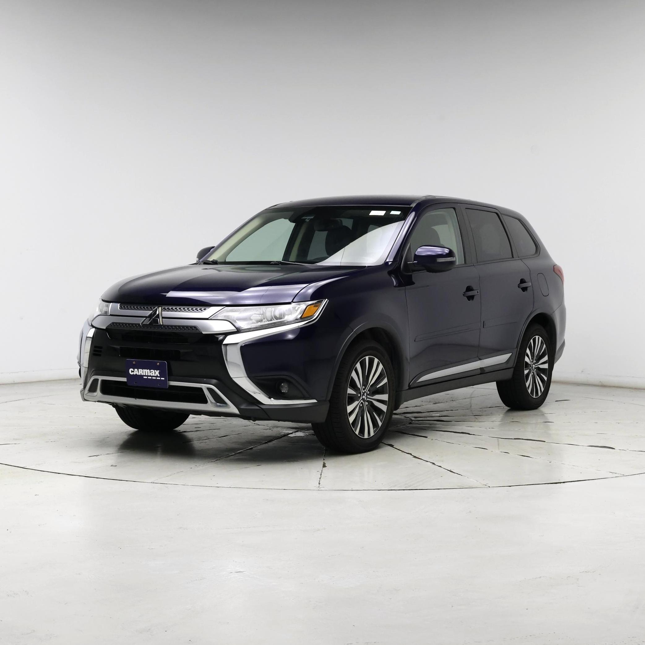 Thumbnail: 2020 Mitsubishi Outlander - 4