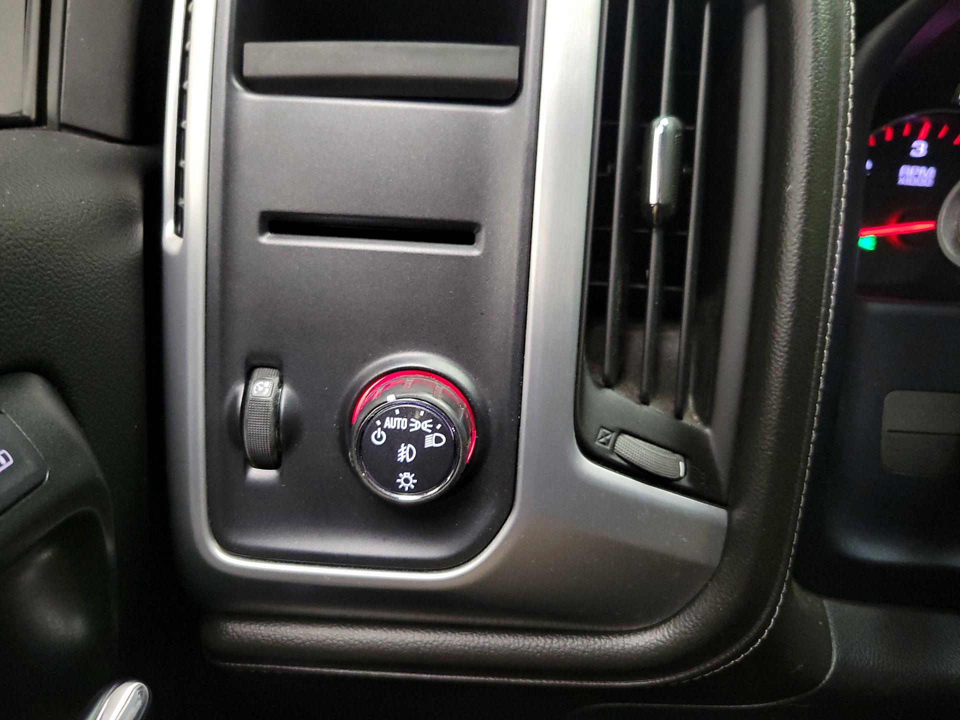 Thumbnail: 2015 GMC Sierra 1500 - 13