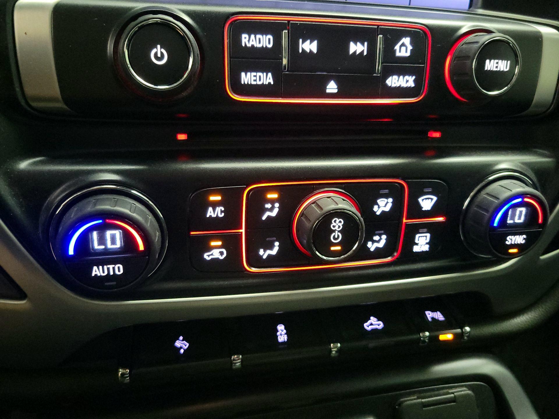 Thumbnail: 2015 GMC Sierra 1500 - 17