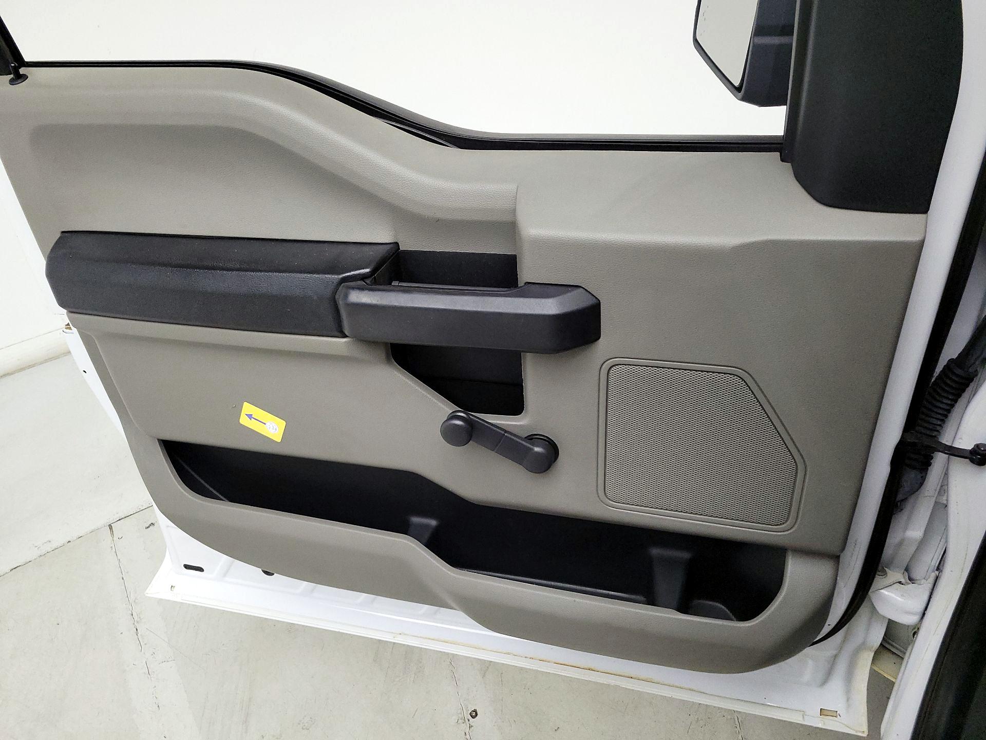 Thumbnail: 2019 Ford F-150 - 12