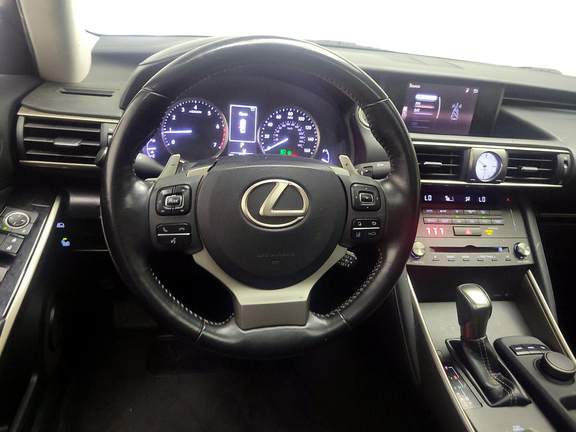 Thumbnail: 2019 Lexus IS - 10