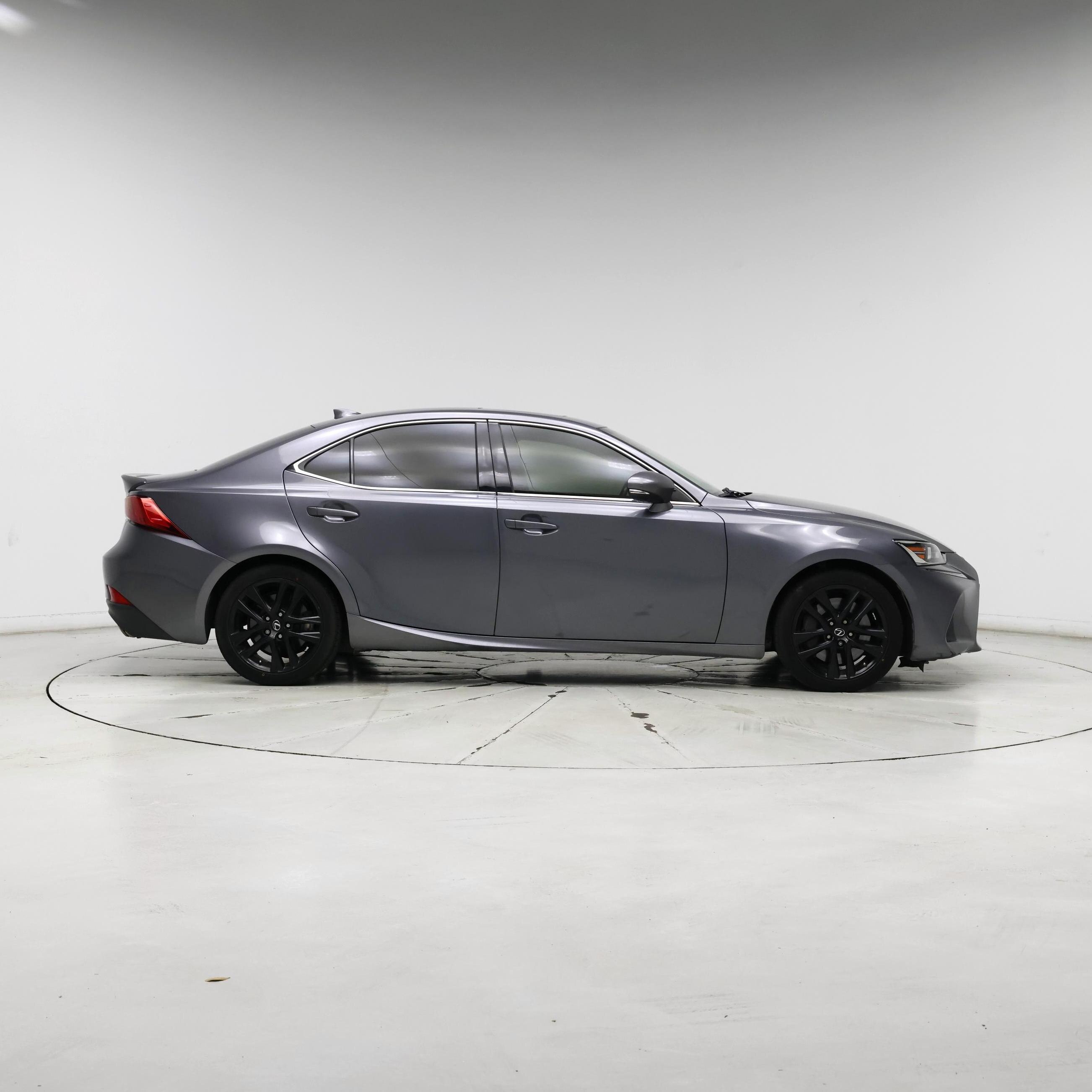 Thumbnail: 2019 Lexus IS - 7