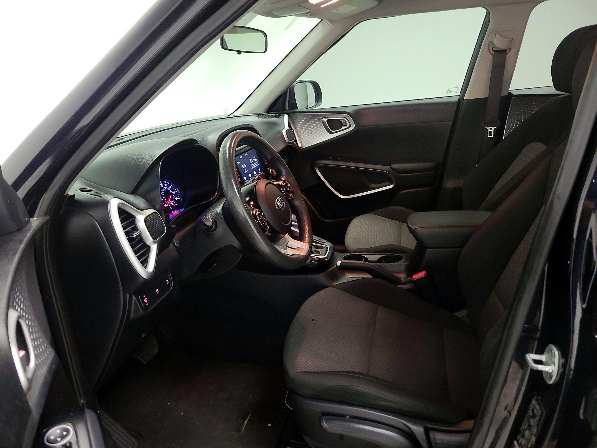 Thumbnail: 2020 Kia Soul - 11