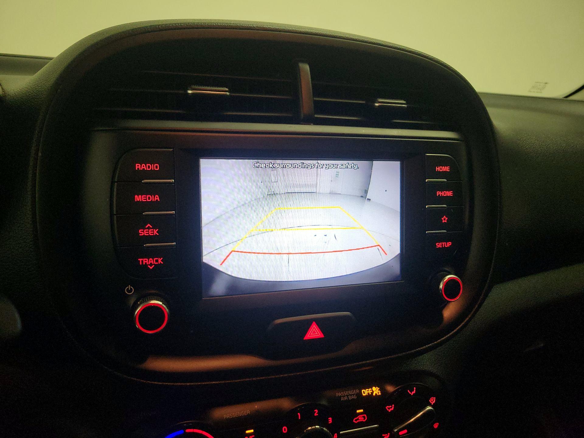 Thumbnail: 2020 Kia Soul - 14
