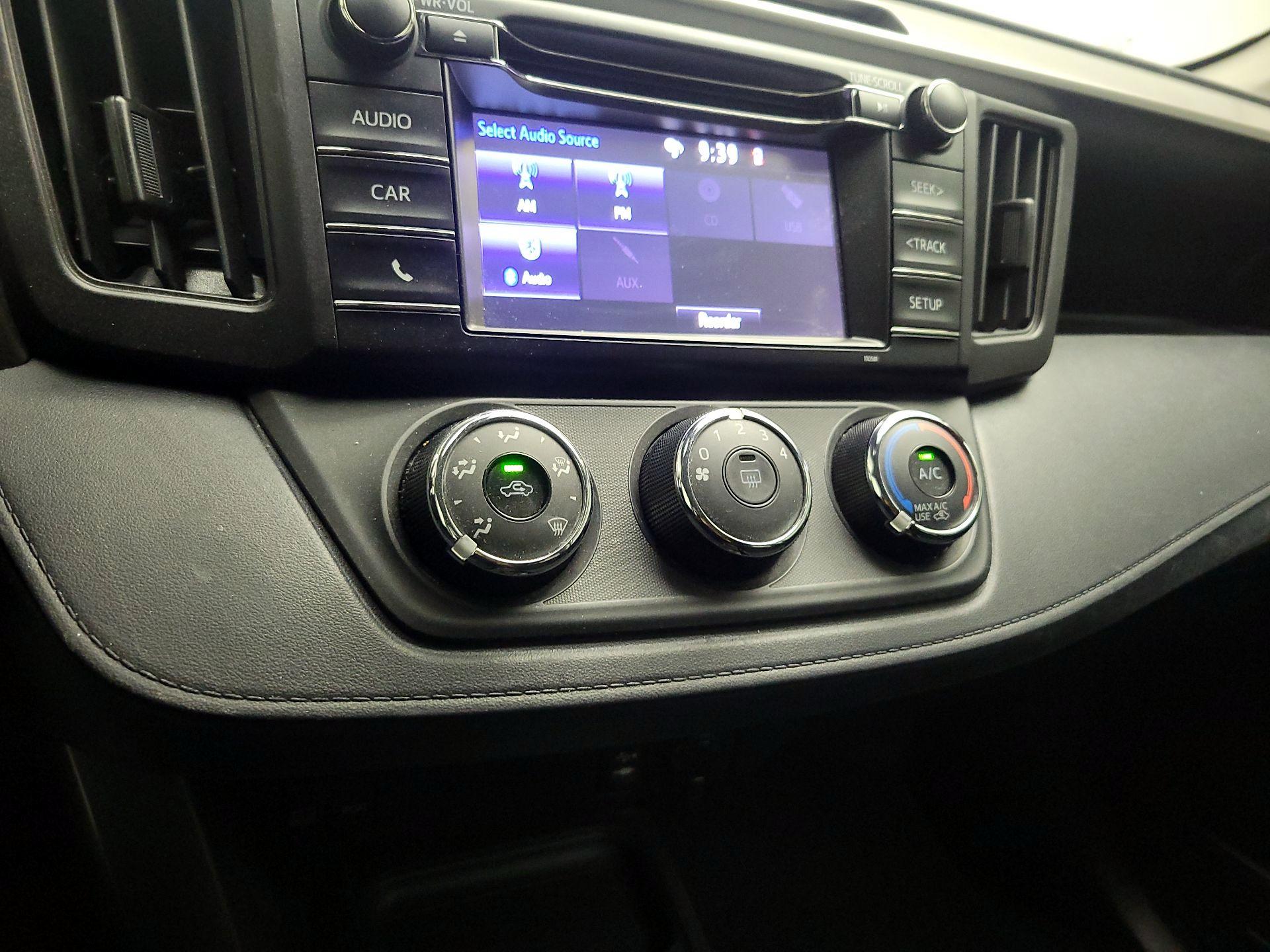 Thumbnail: 2017 Toyota RAV4 - 16