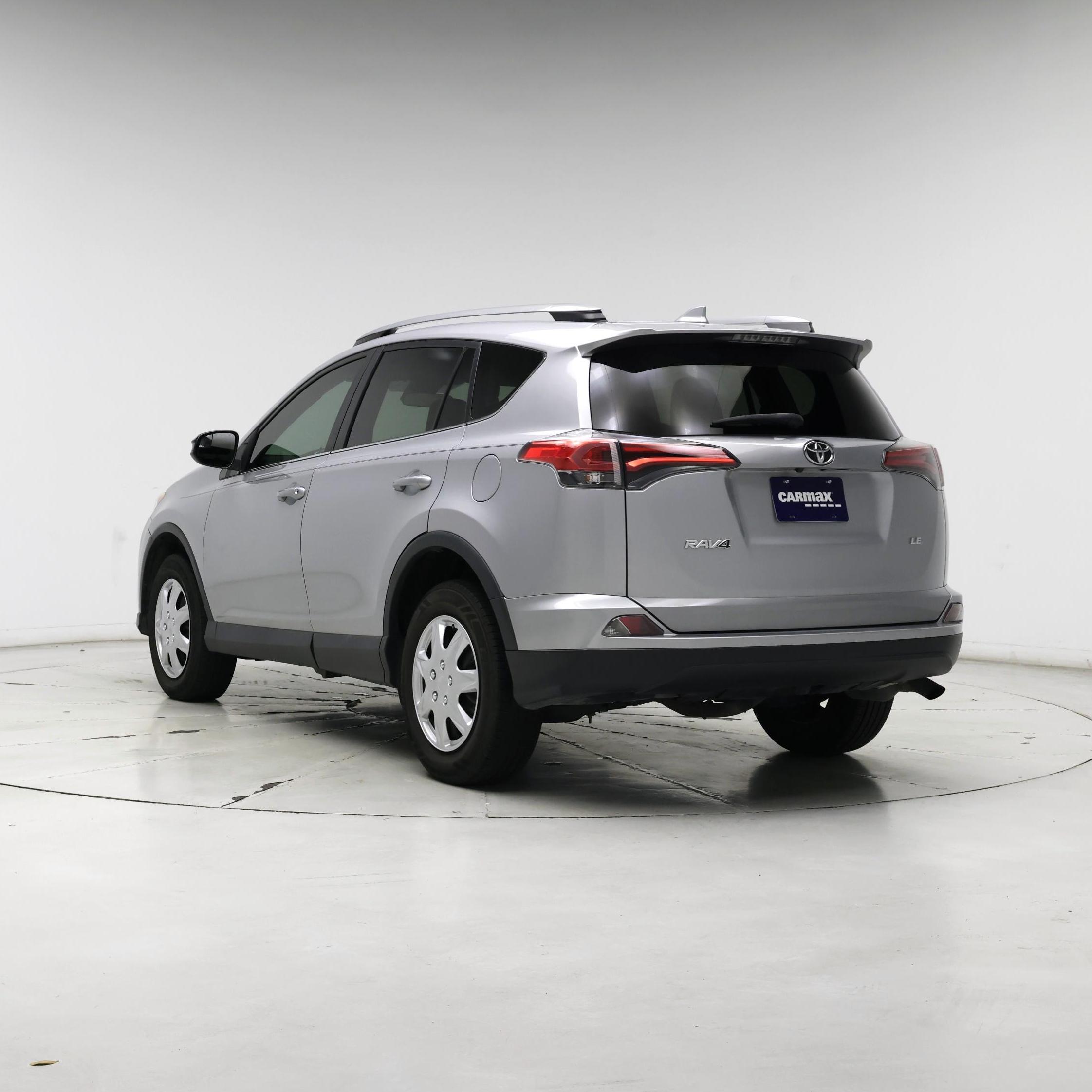 Thumbnail: 2017 Toyota RAV4 - 2