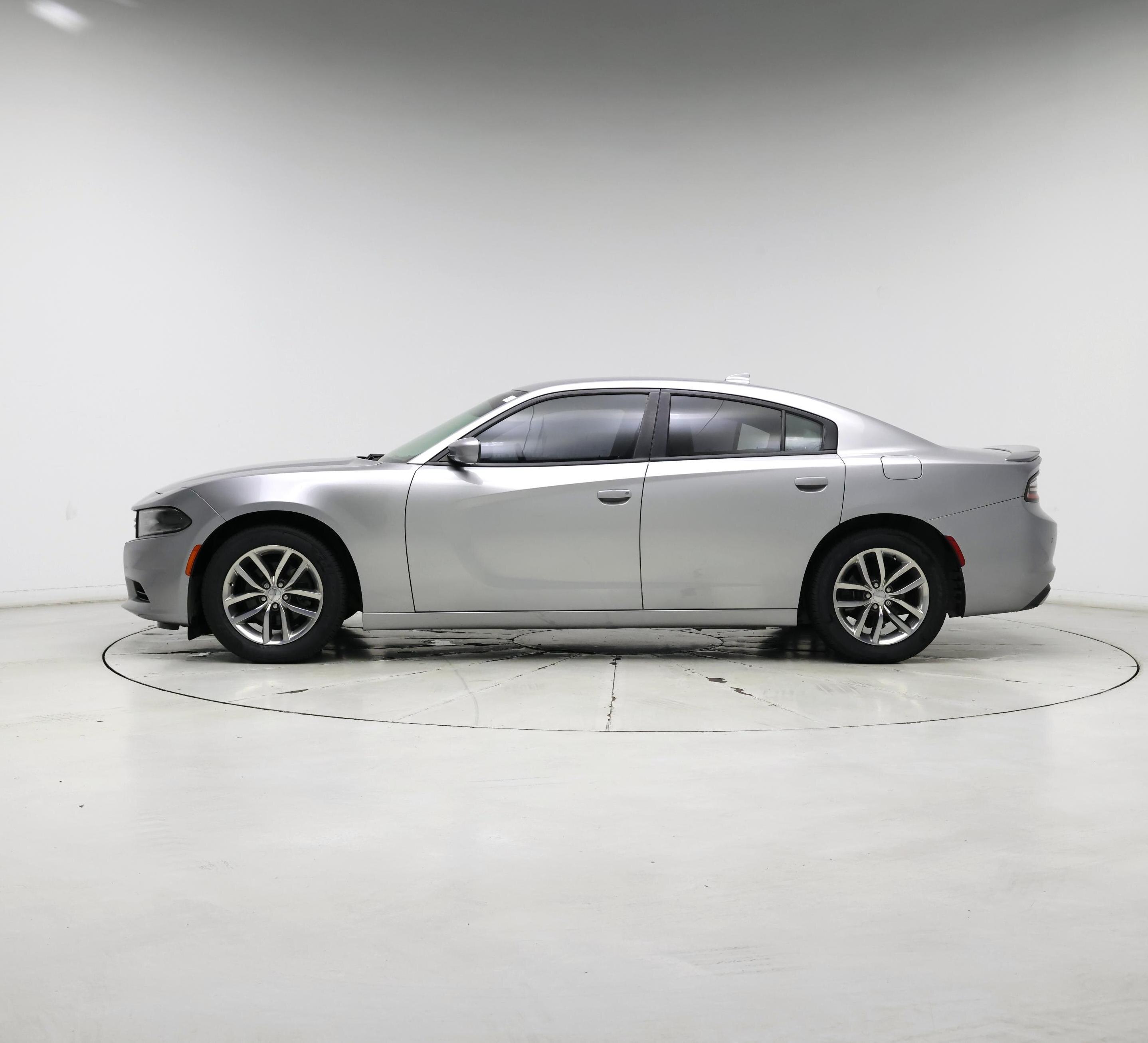 Thumbnail: 2016 Dodge Charger - 3