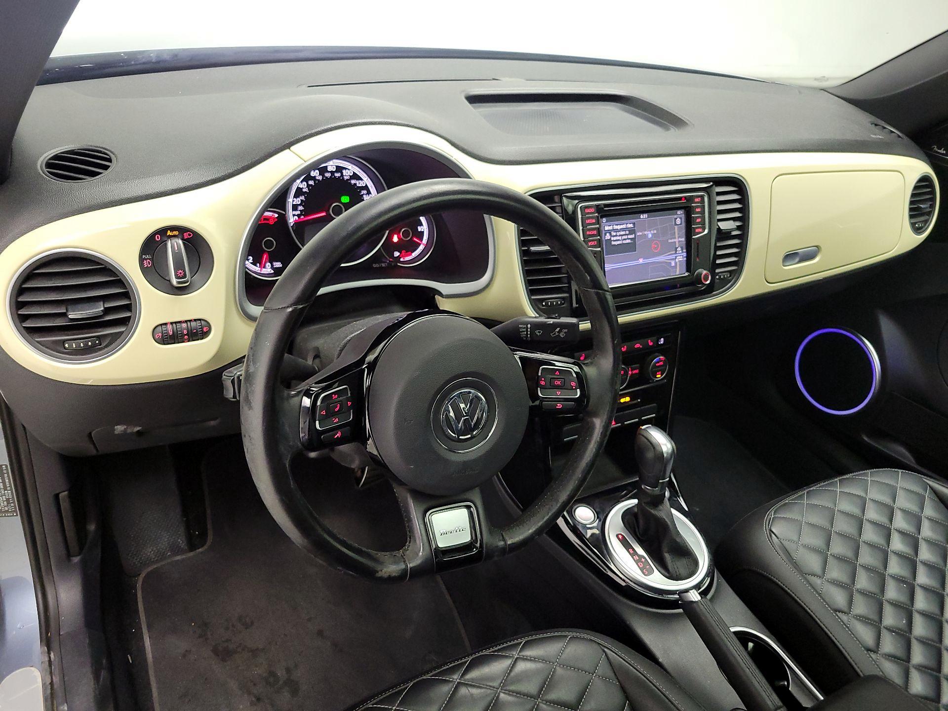 Thumbnail: 2019 Volkswagen Beetle - 9