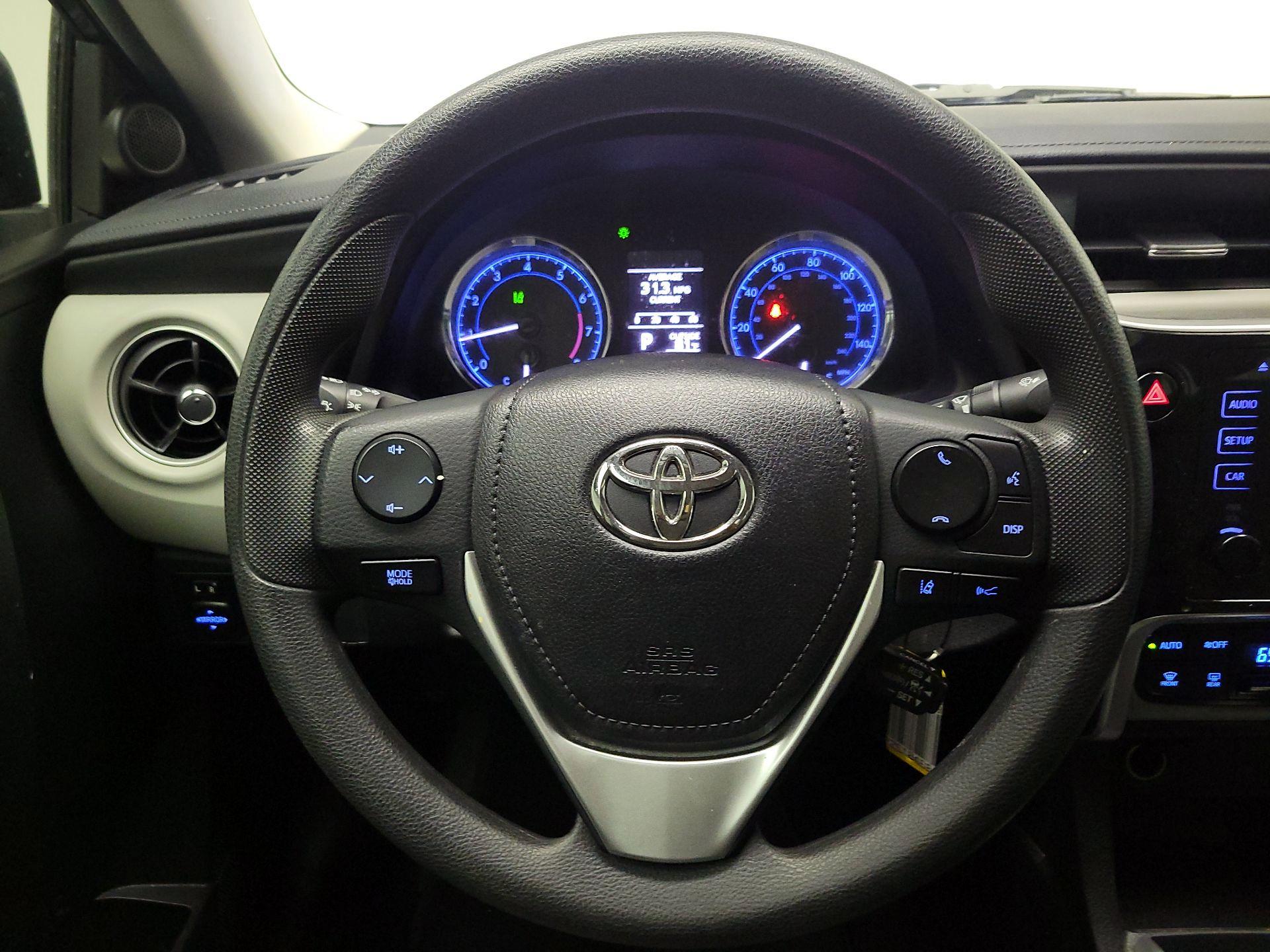 Thumbnail: 2019 Toyota Corolla - 10