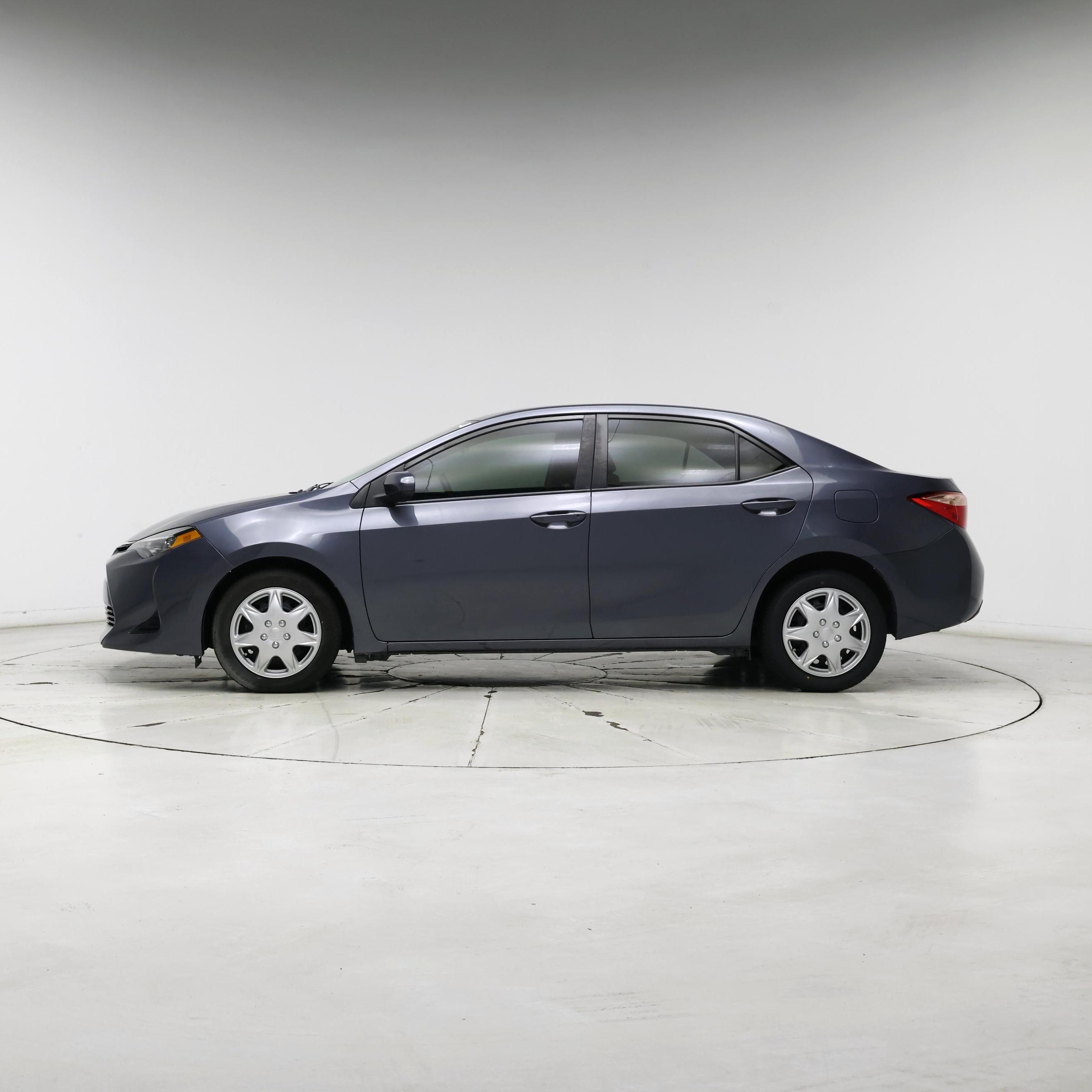 Thumbnail: 2019 Toyota Corolla - 3
