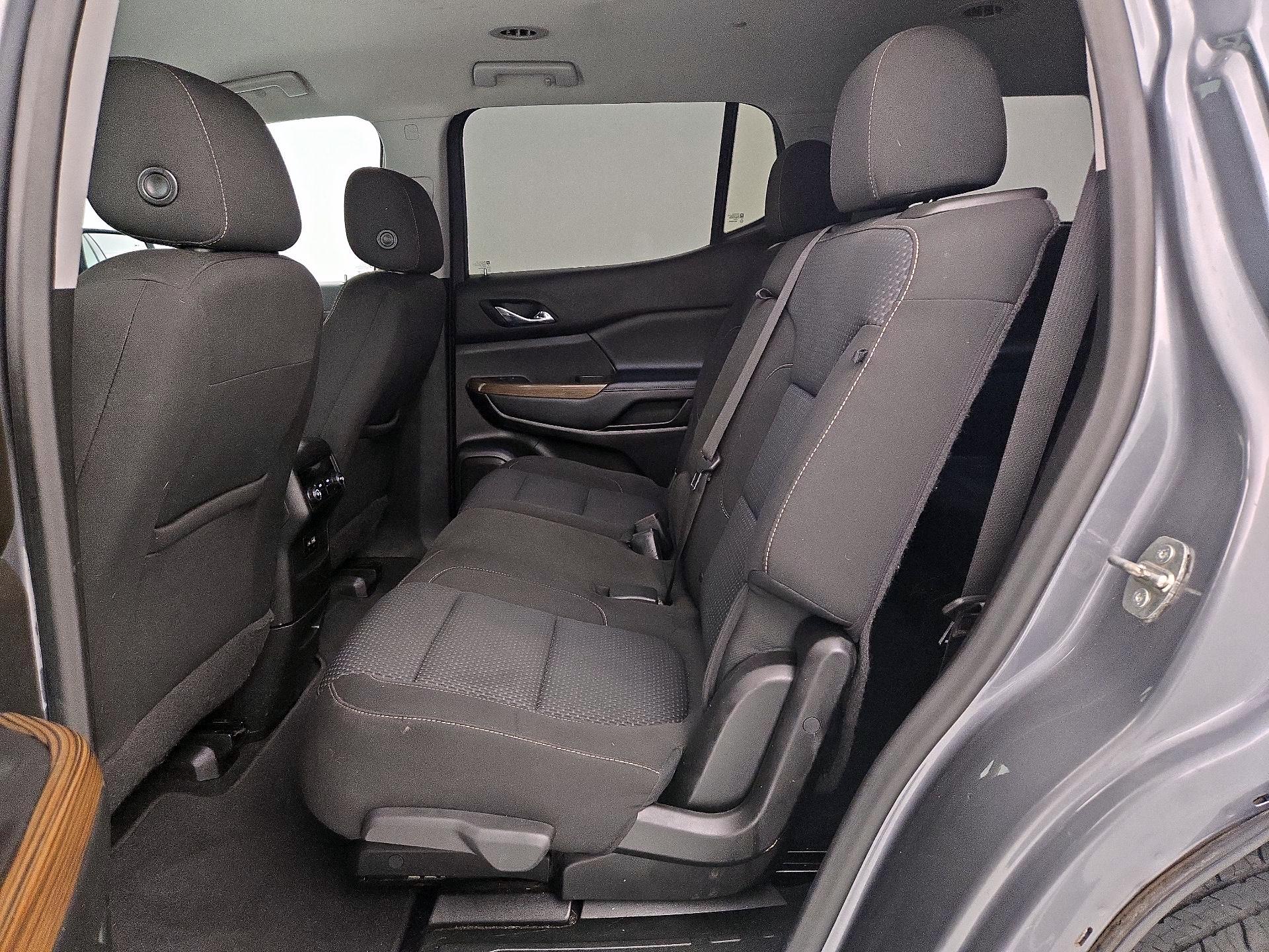 Thumbnail: 2020 GMC Acadia - 19