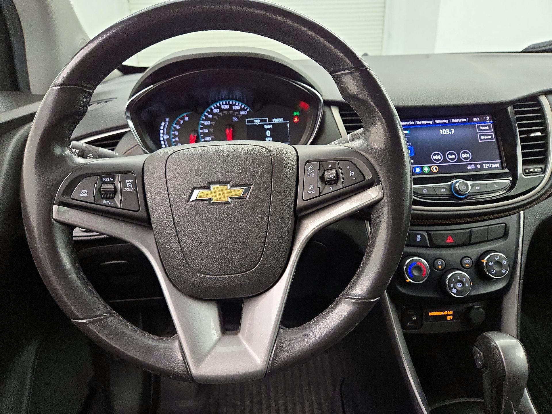 Thumbnail: 2020 Chevrolet Trax - 10