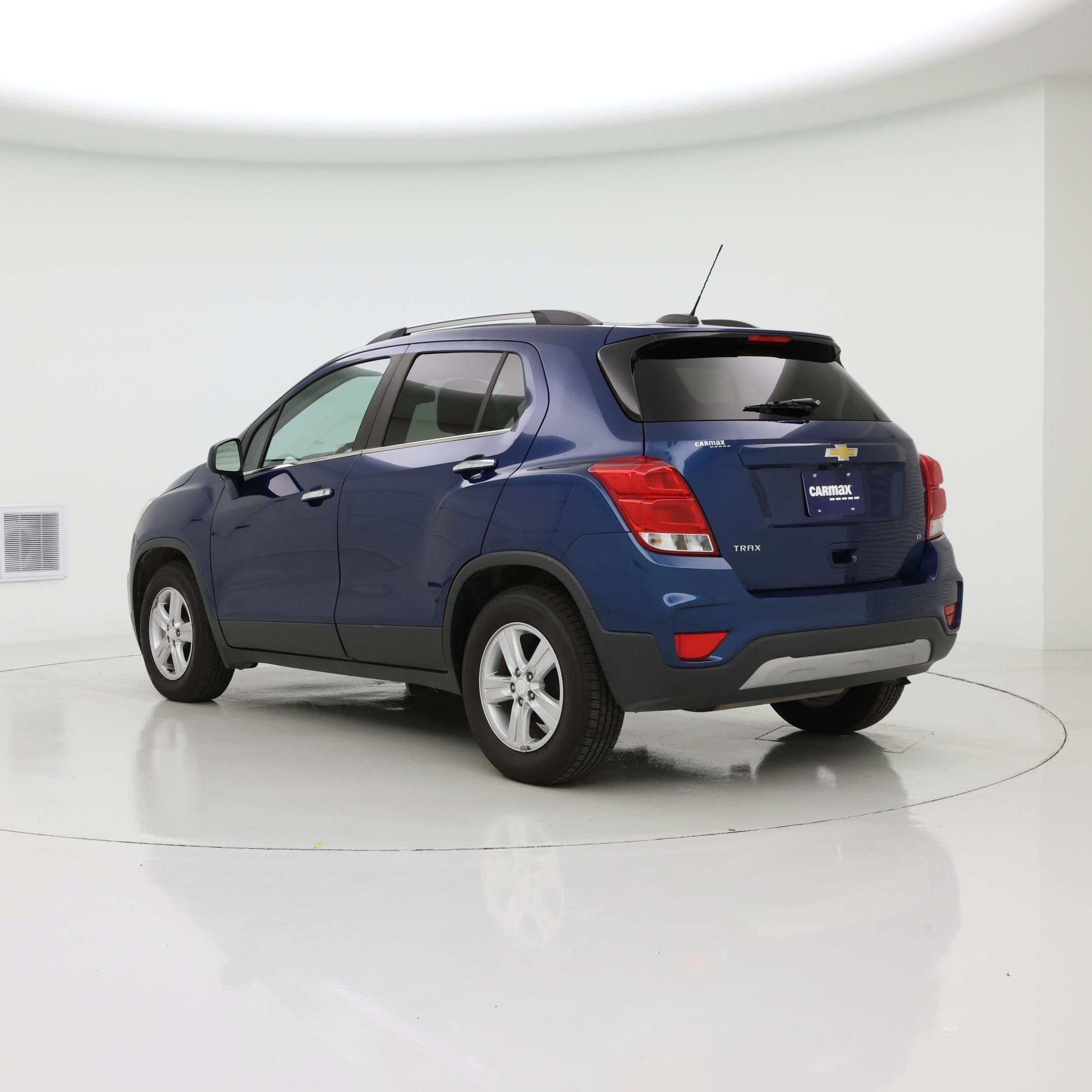 Thumbnail: 2020 Chevrolet Trax - 2