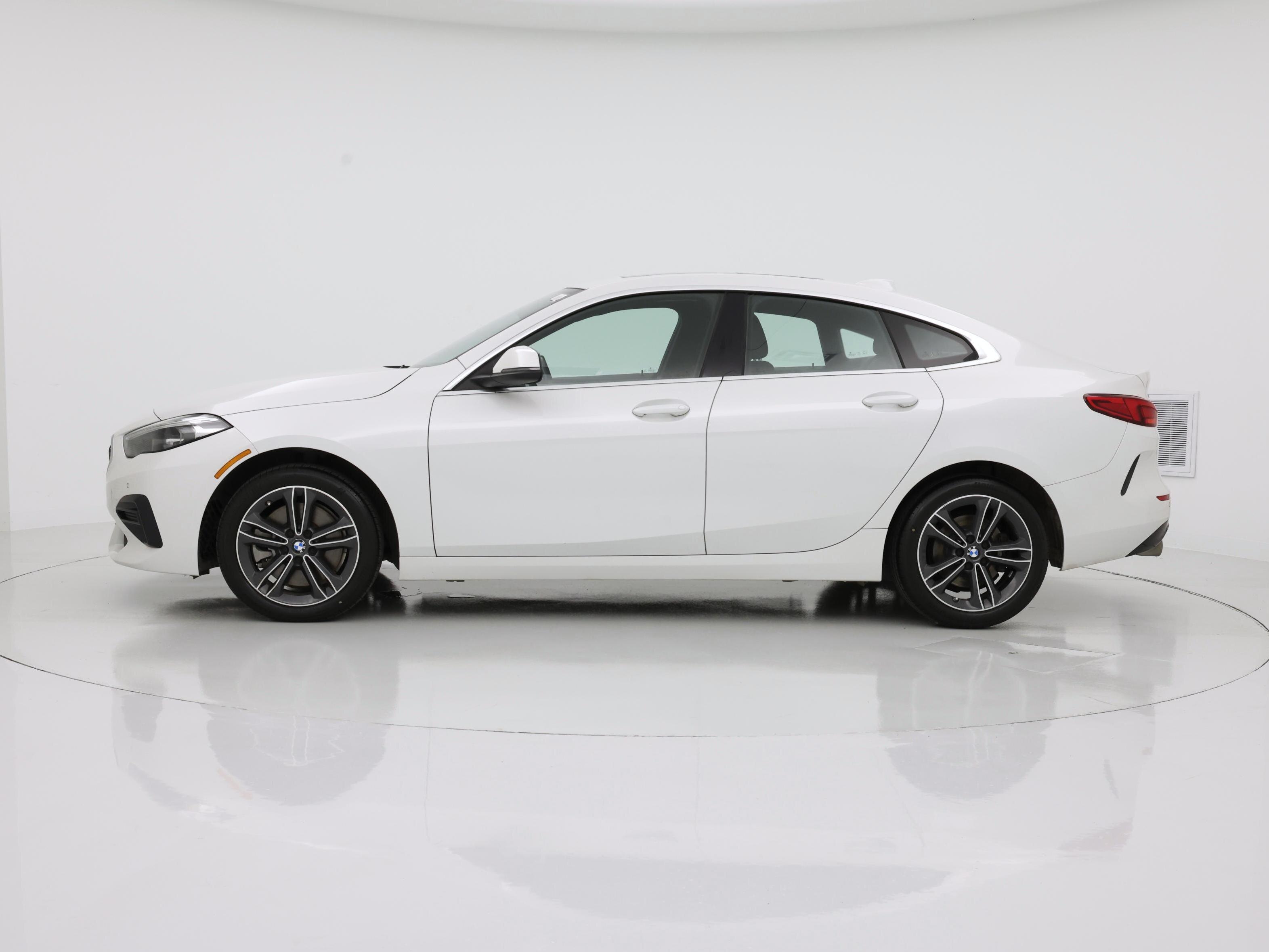 Thumbnail: 2022 BMW 2 Series - 3