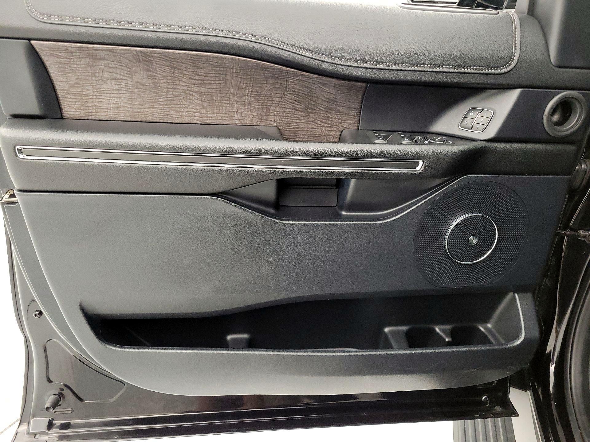Thumbnail: 2020 Ford Expedition - 12