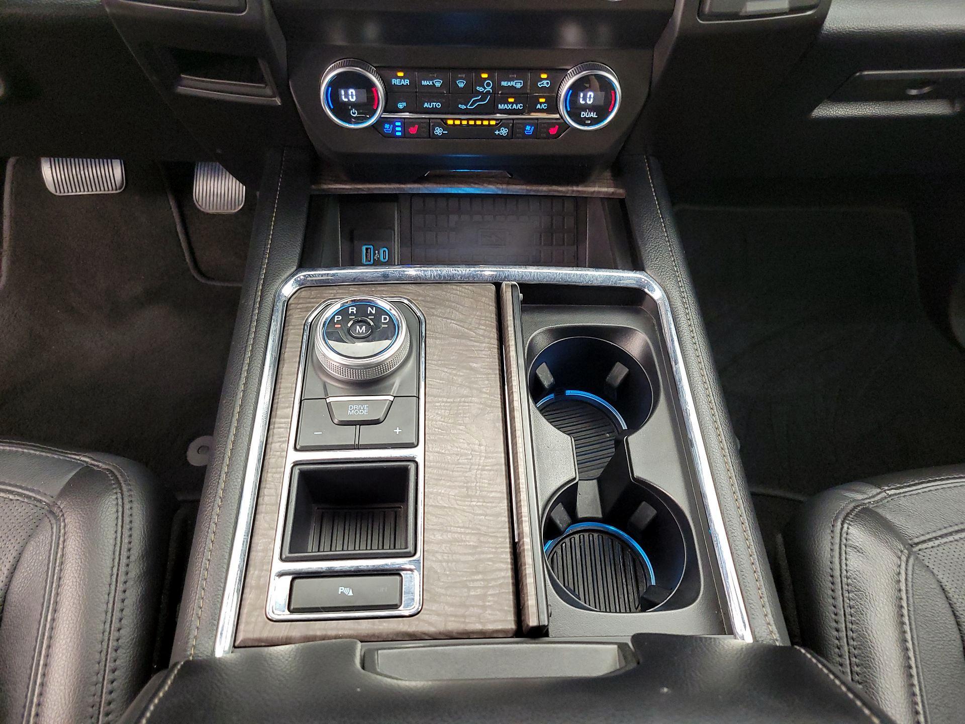 Thumbnail: 2020 Ford Expedition - 18