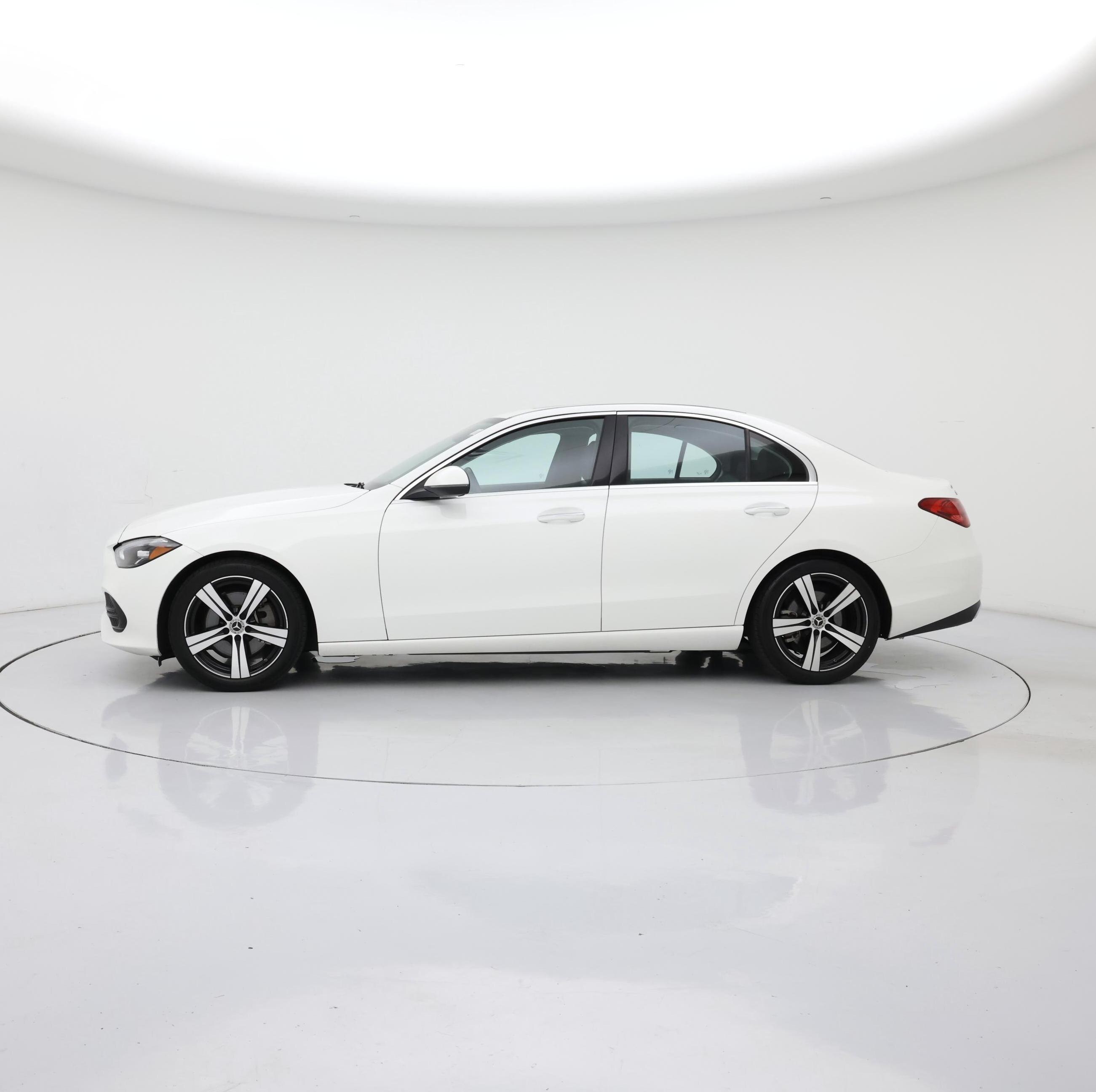 Thumbnail: 2022 Mercedes-Benz C-Class - 3