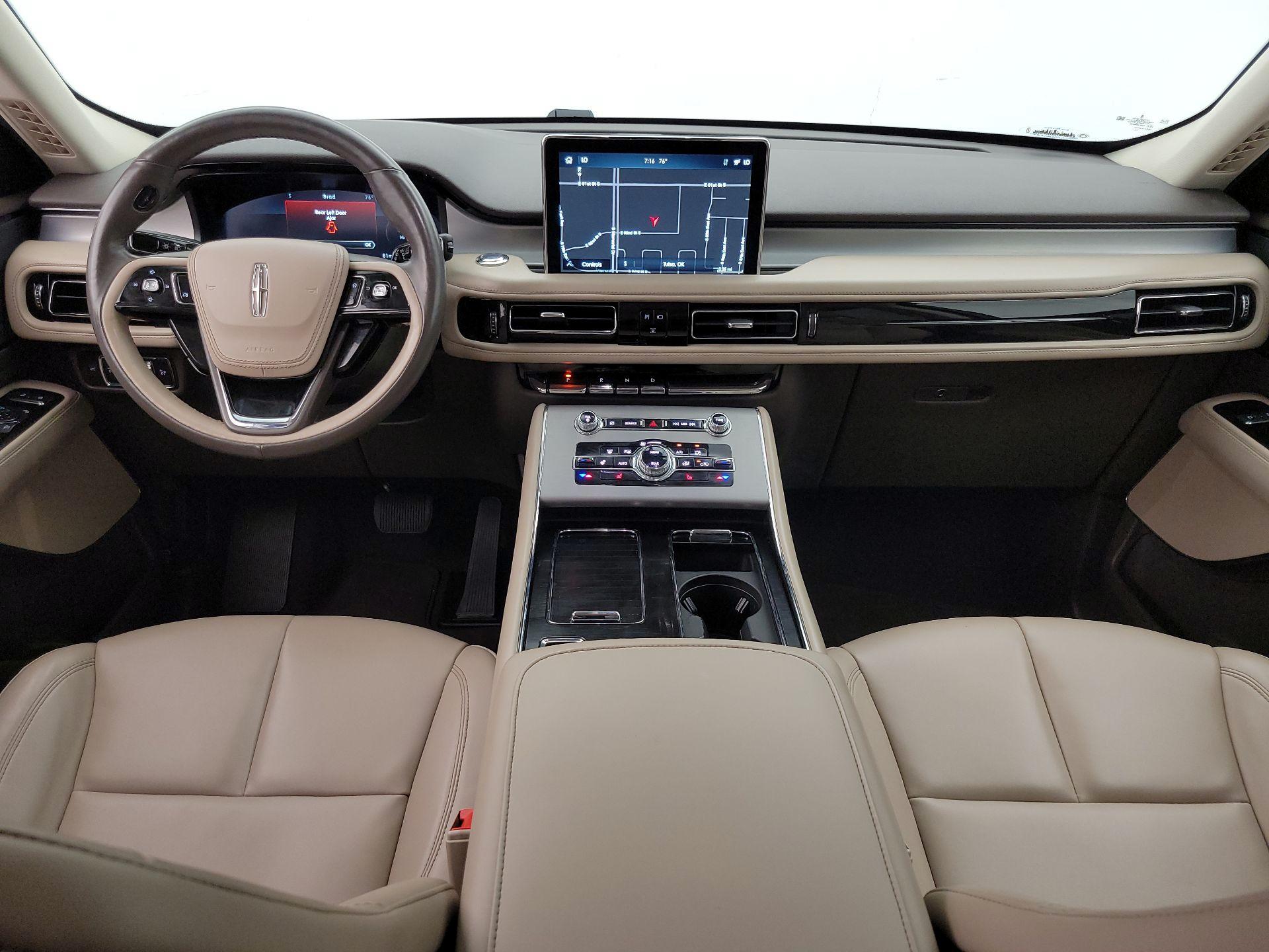 Thumbnail: 2021 Lincoln Aviator - 9