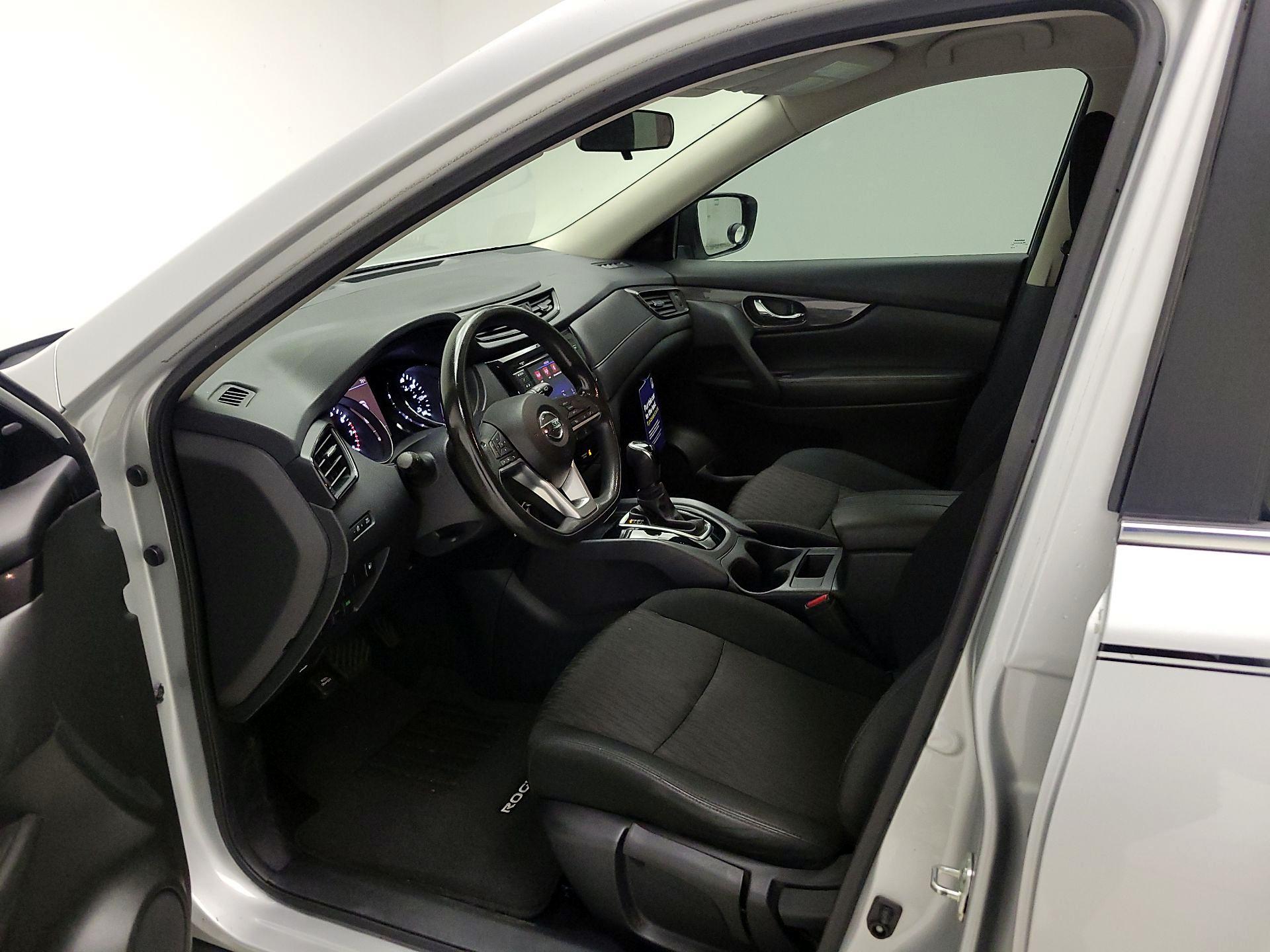 Thumbnail: 2018 Nissan Rogue - 11