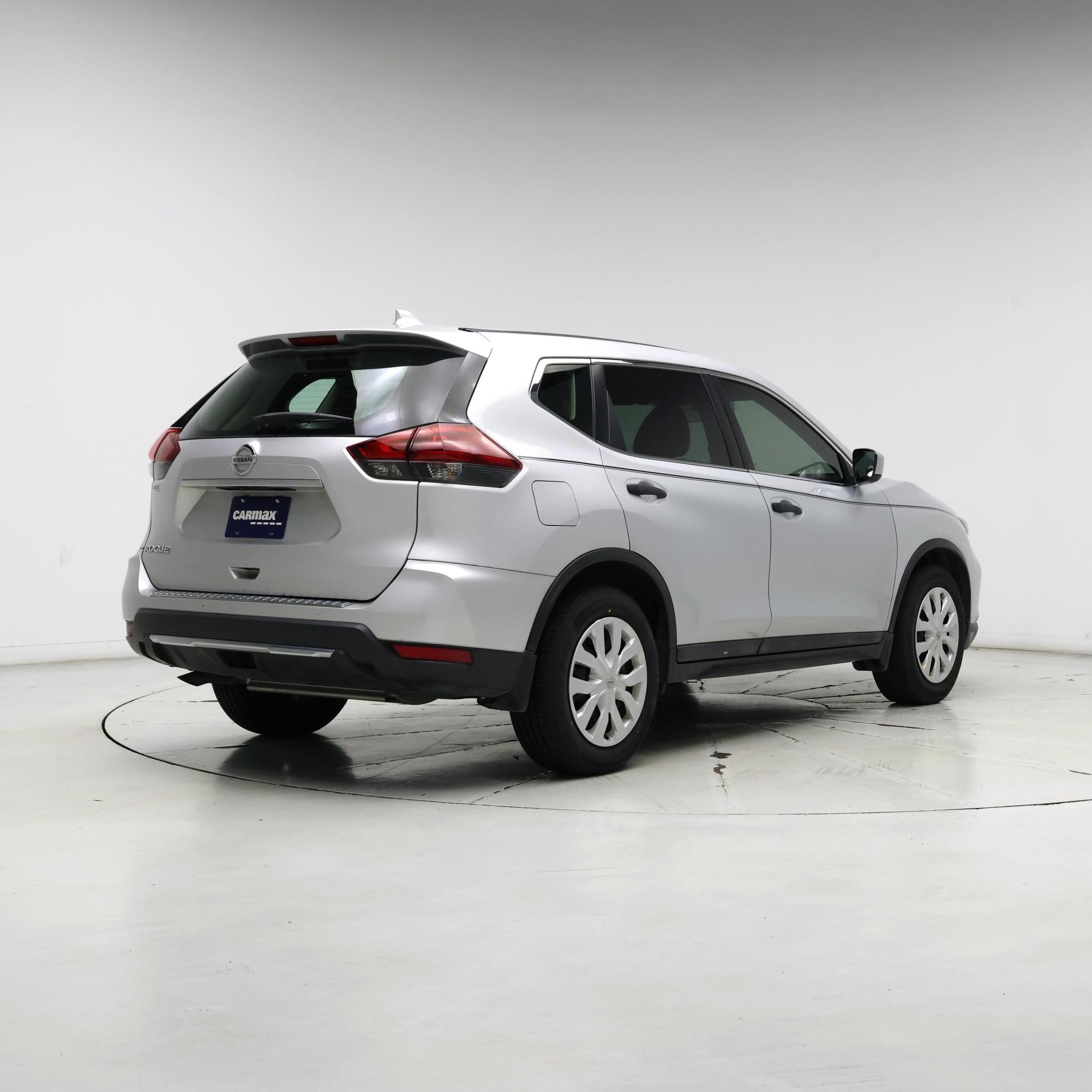 Thumbnail: 2018 Nissan Rogue - 8