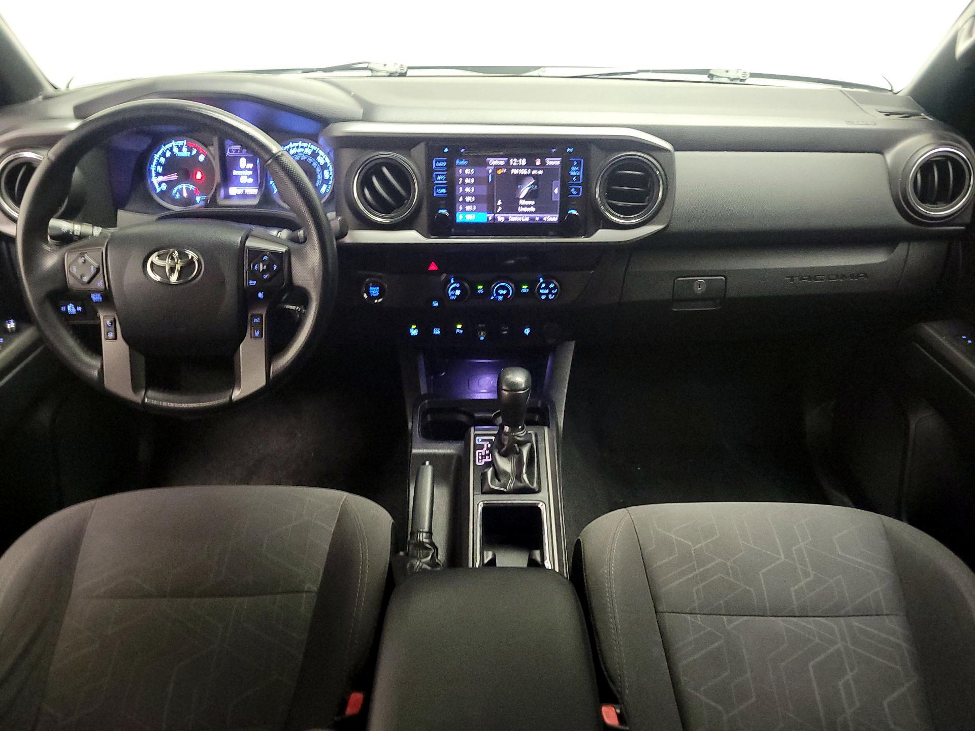 Thumbnail: 2018 Toyota Tacoma - 9