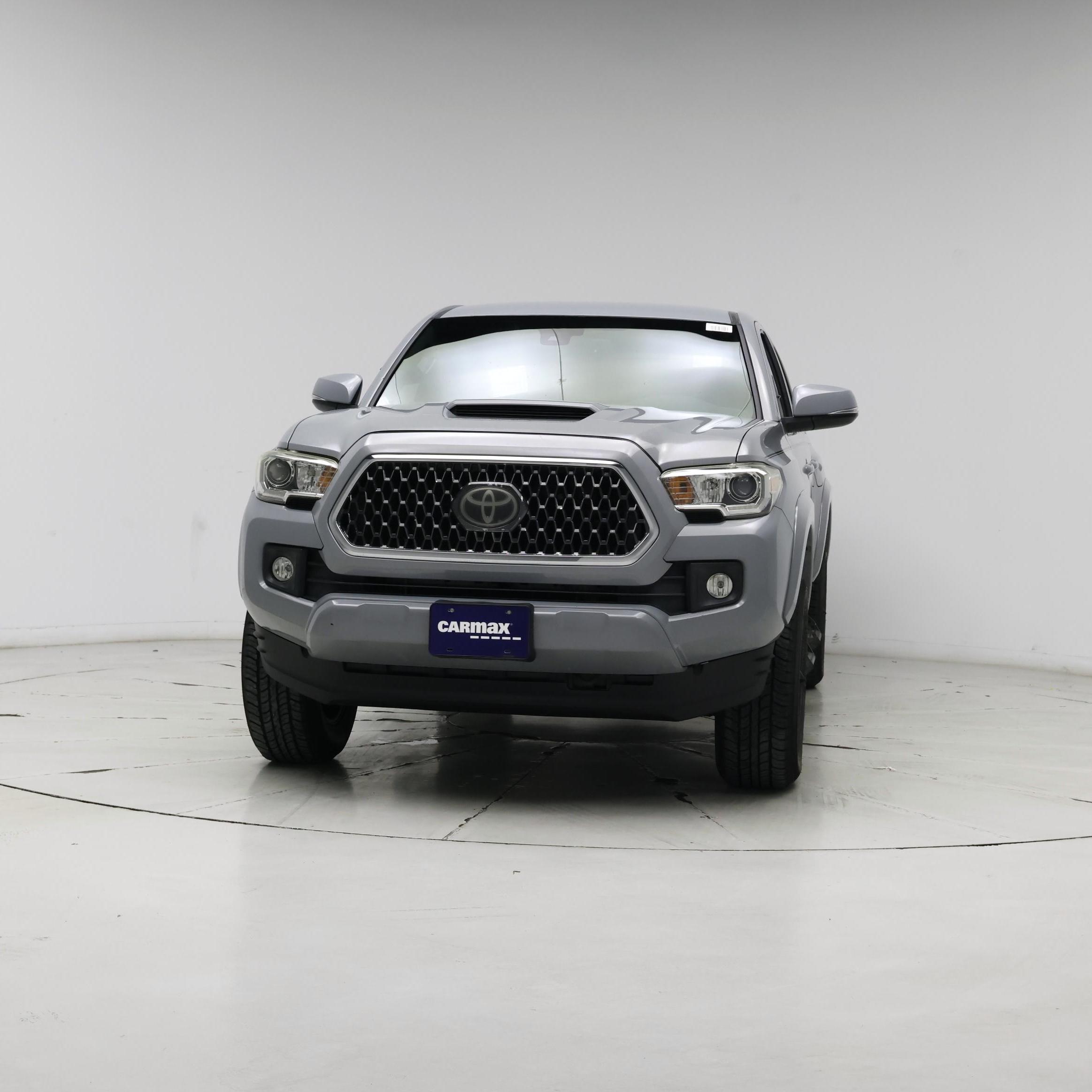 Thumbnail: 2018 Toyota Tacoma - 5