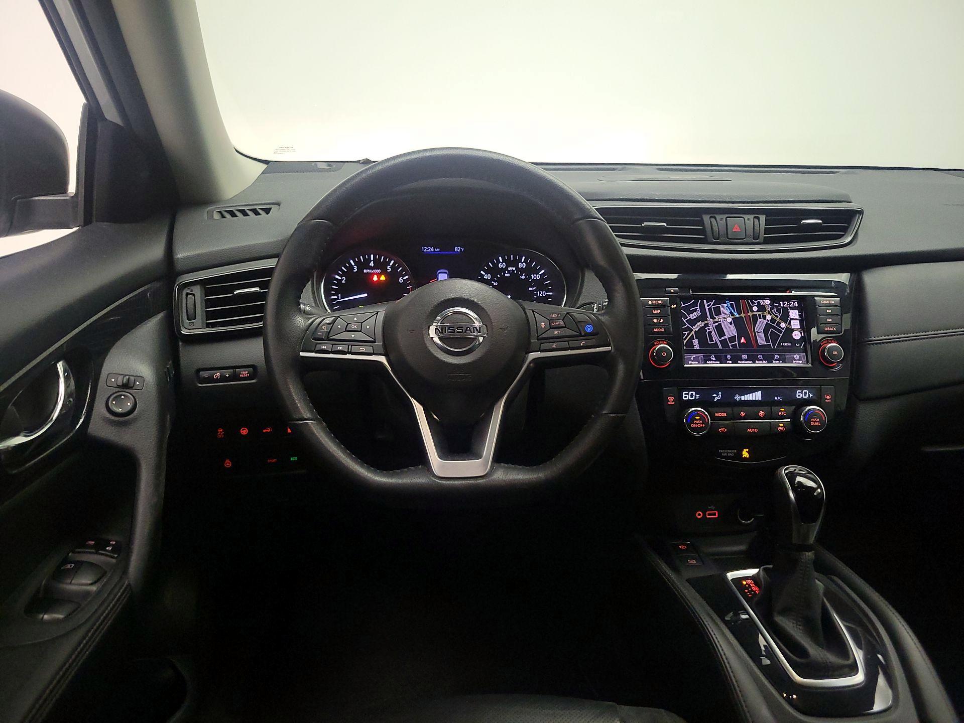 Thumbnail: 2019 Nissan Rogue - 10