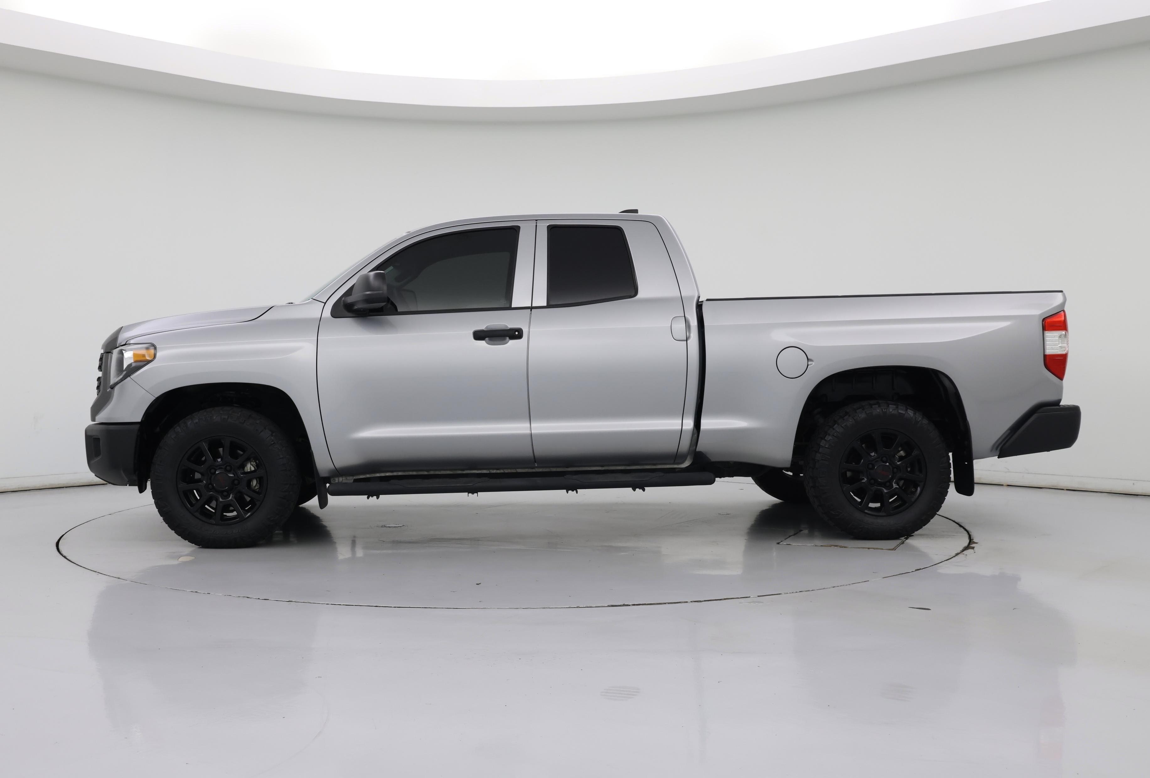 Thumbnail: 2021 Toyota Tundra - 3