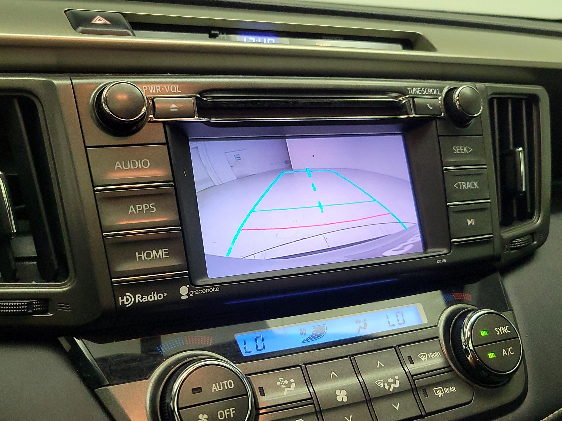 Thumbnail: 2014 Toyota RAV4 - 14