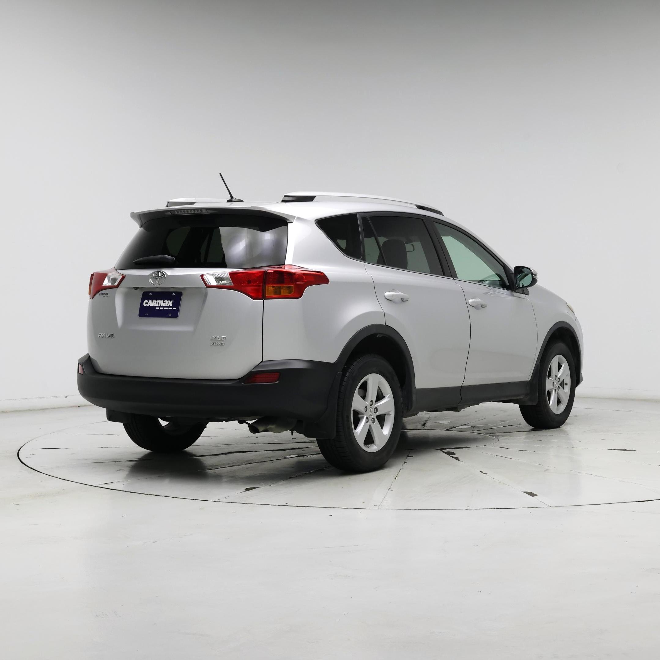 Thumbnail: 2014 Toyota RAV4 - 8
