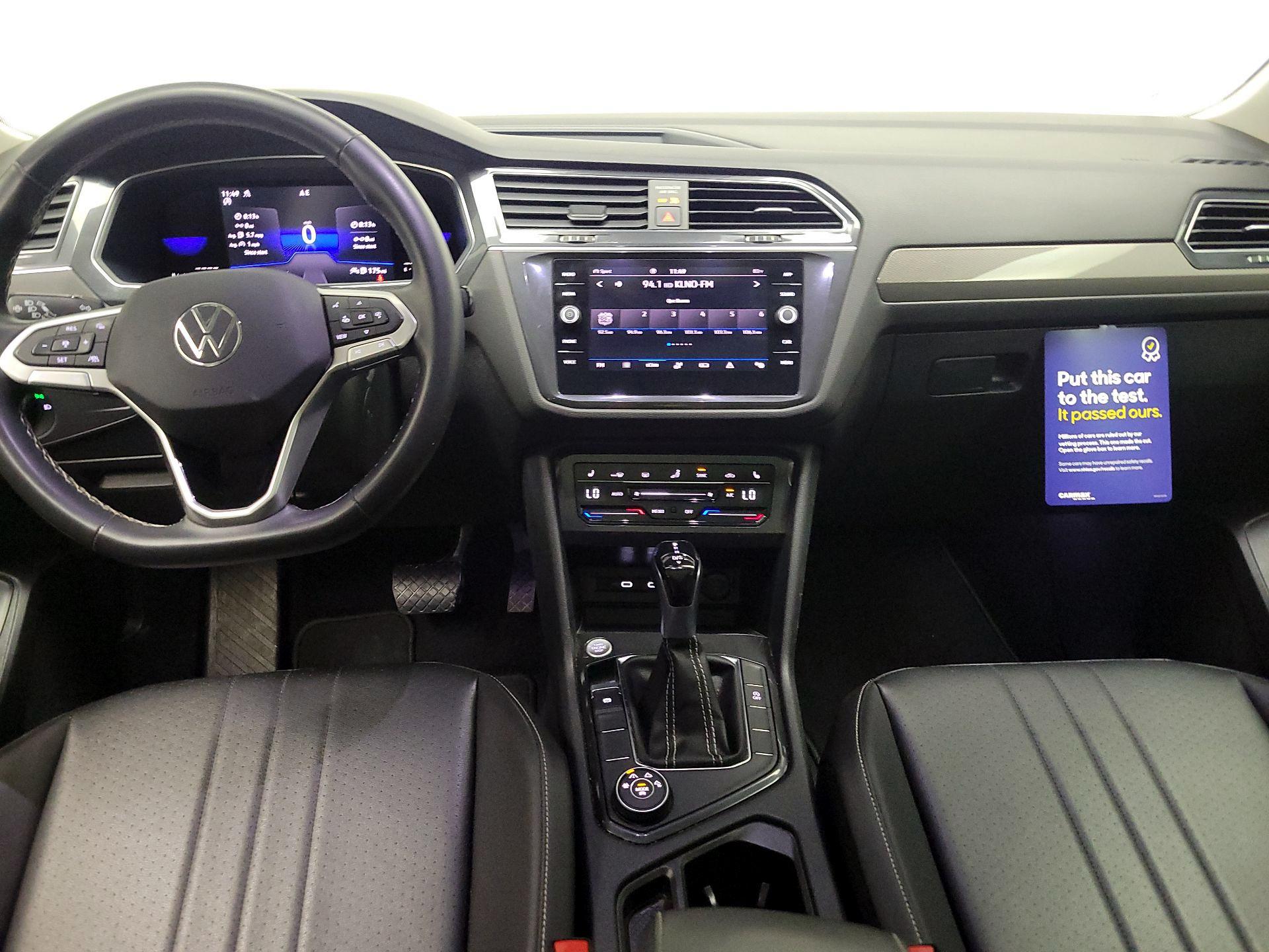 Thumbnail: 2022 Volkswagen Tiguan - 9