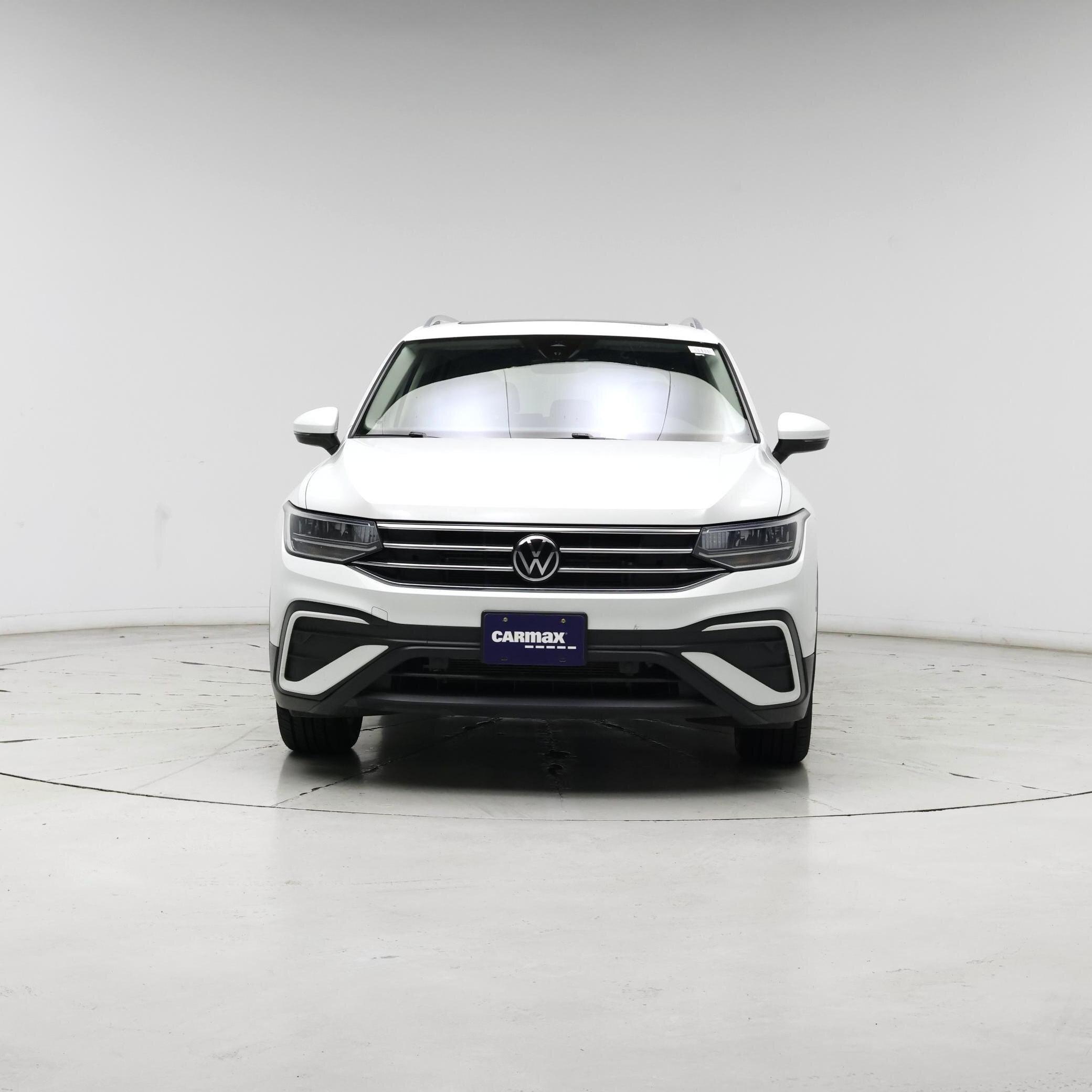 Thumbnail: 2022 Volkswagen Tiguan - 5