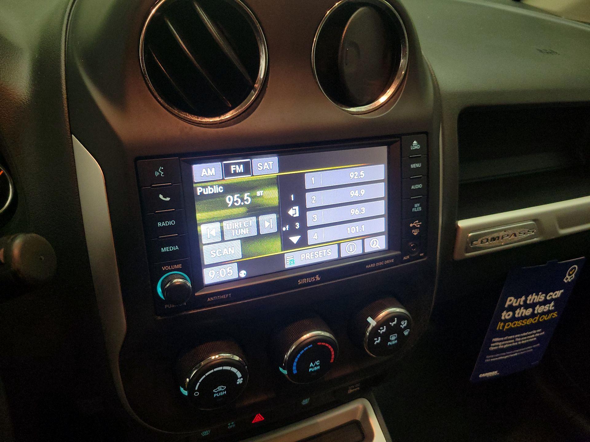 Thumbnail: 2014 Jeep Compass - 13