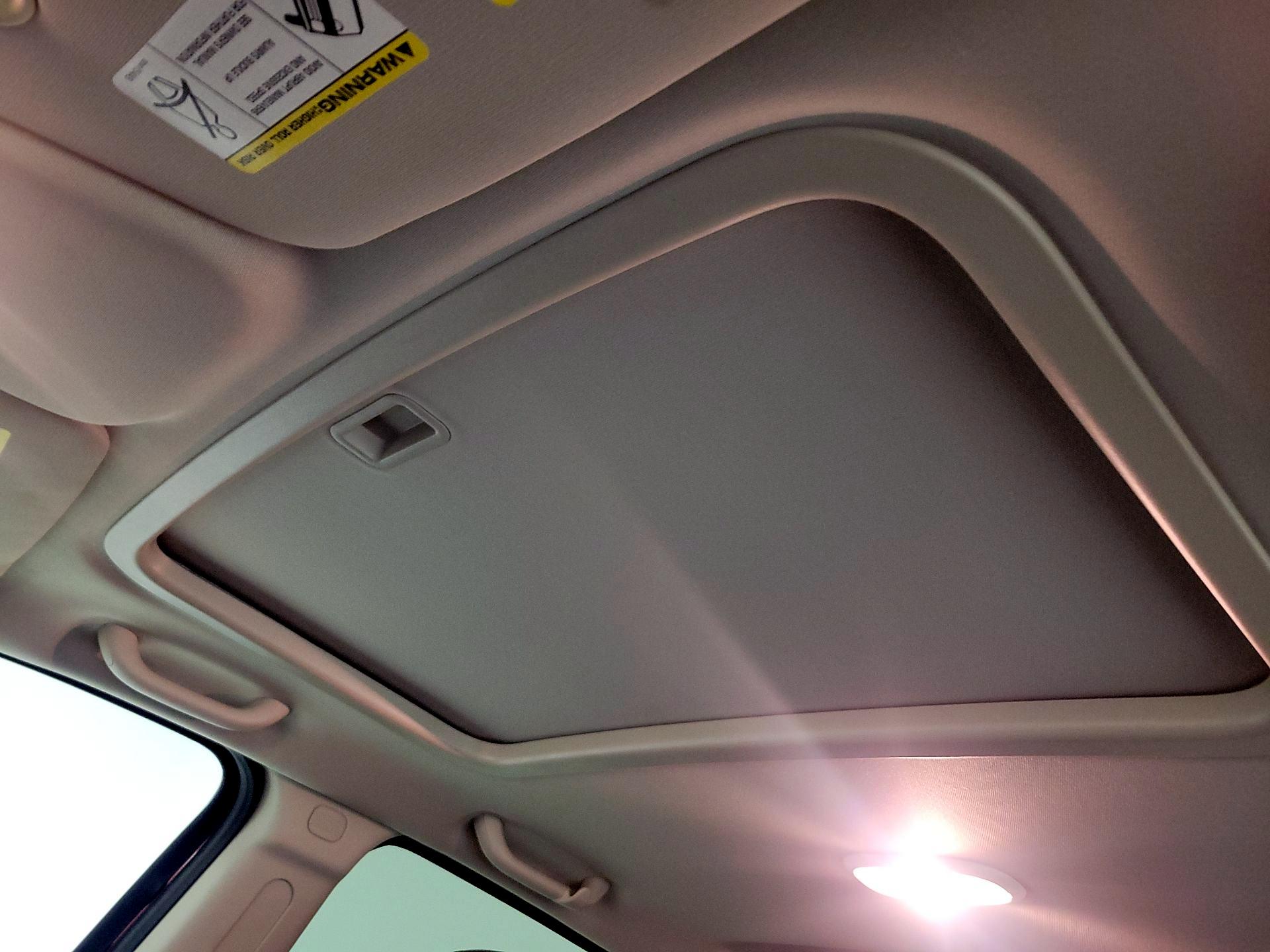 Thumbnail: 2014 Jeep Compass - 16
