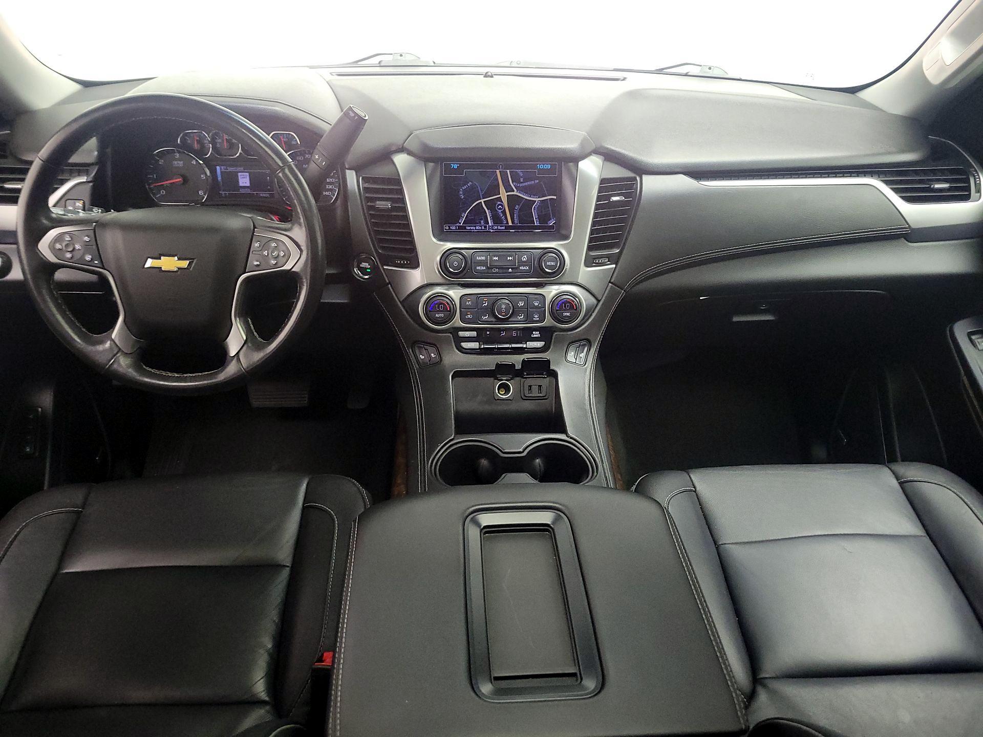 Thumbnail: 2018 Chevrolet Suburban - 9