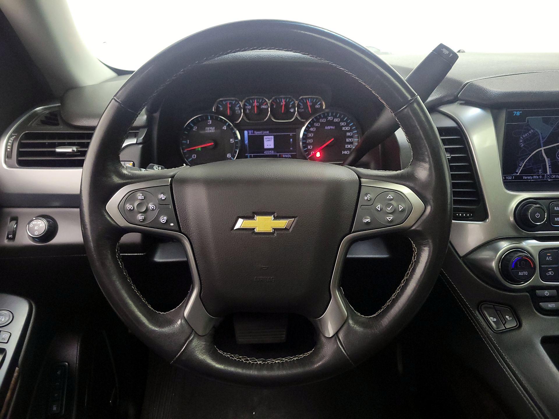 Thumbnail: 2018 Chevrolet Suburban - 10