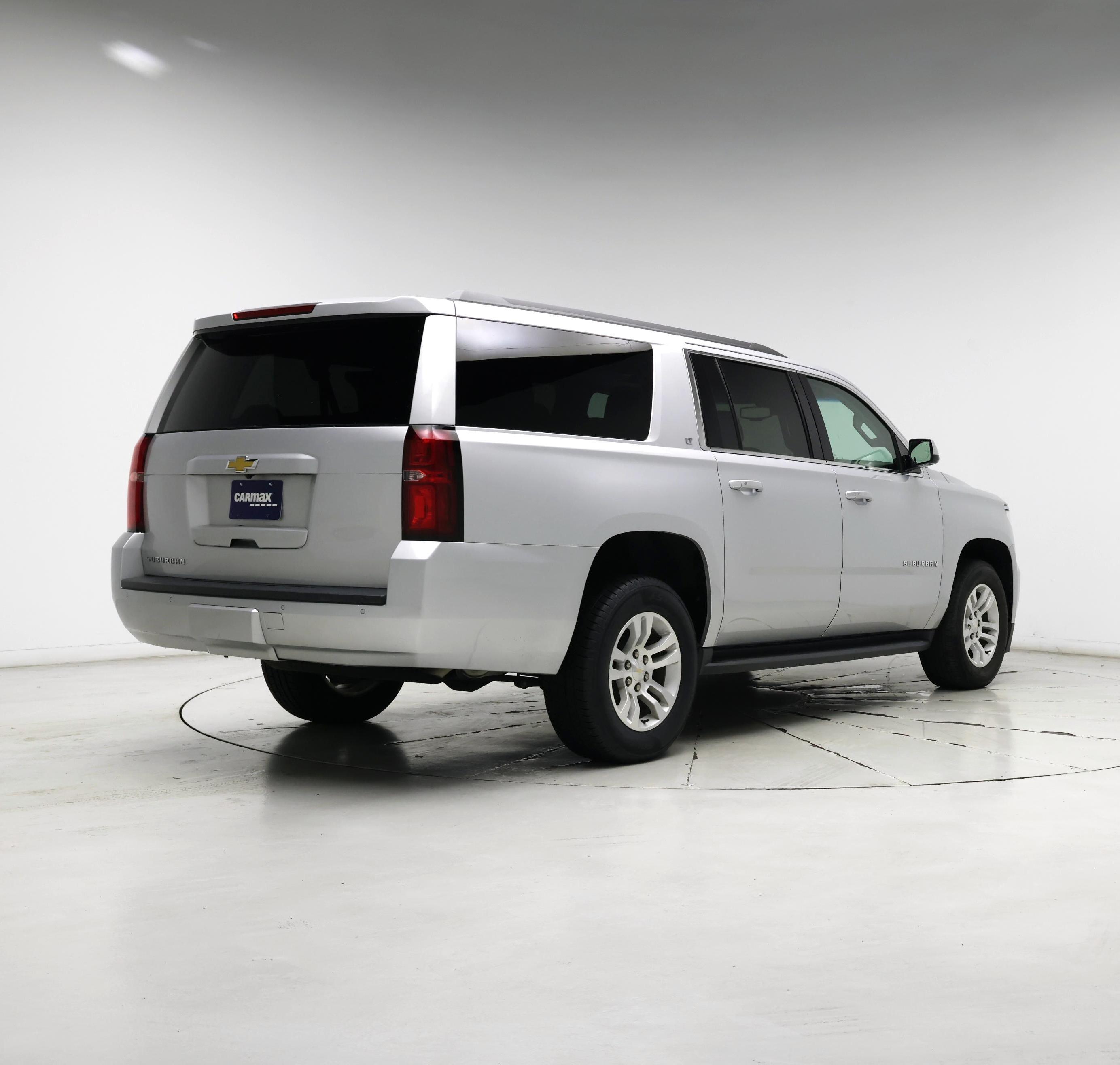 Thumbnail: 2018 Chevrolet Suburban - 8