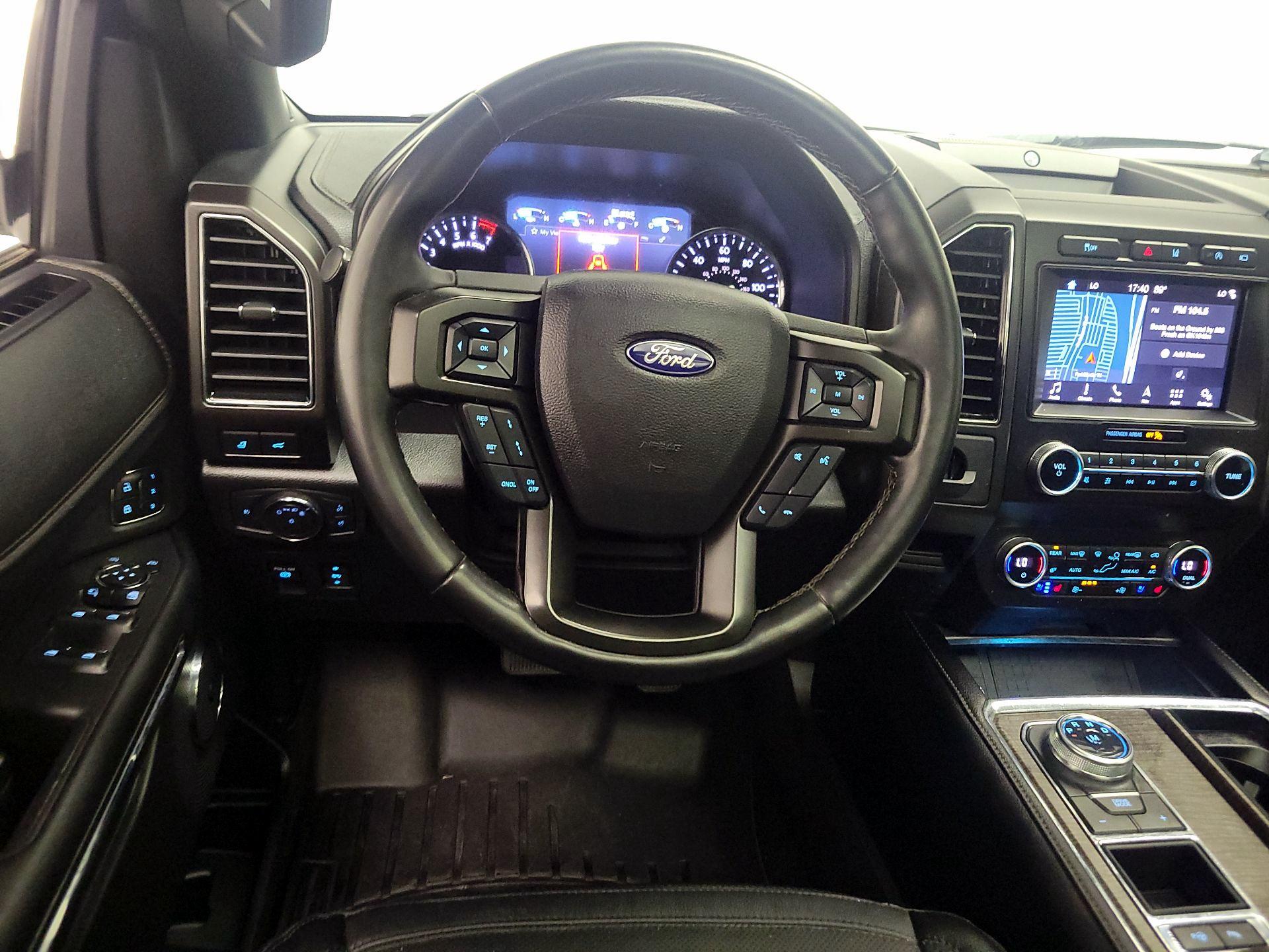 Thumbnail: 2019 Ford Expedition - 10