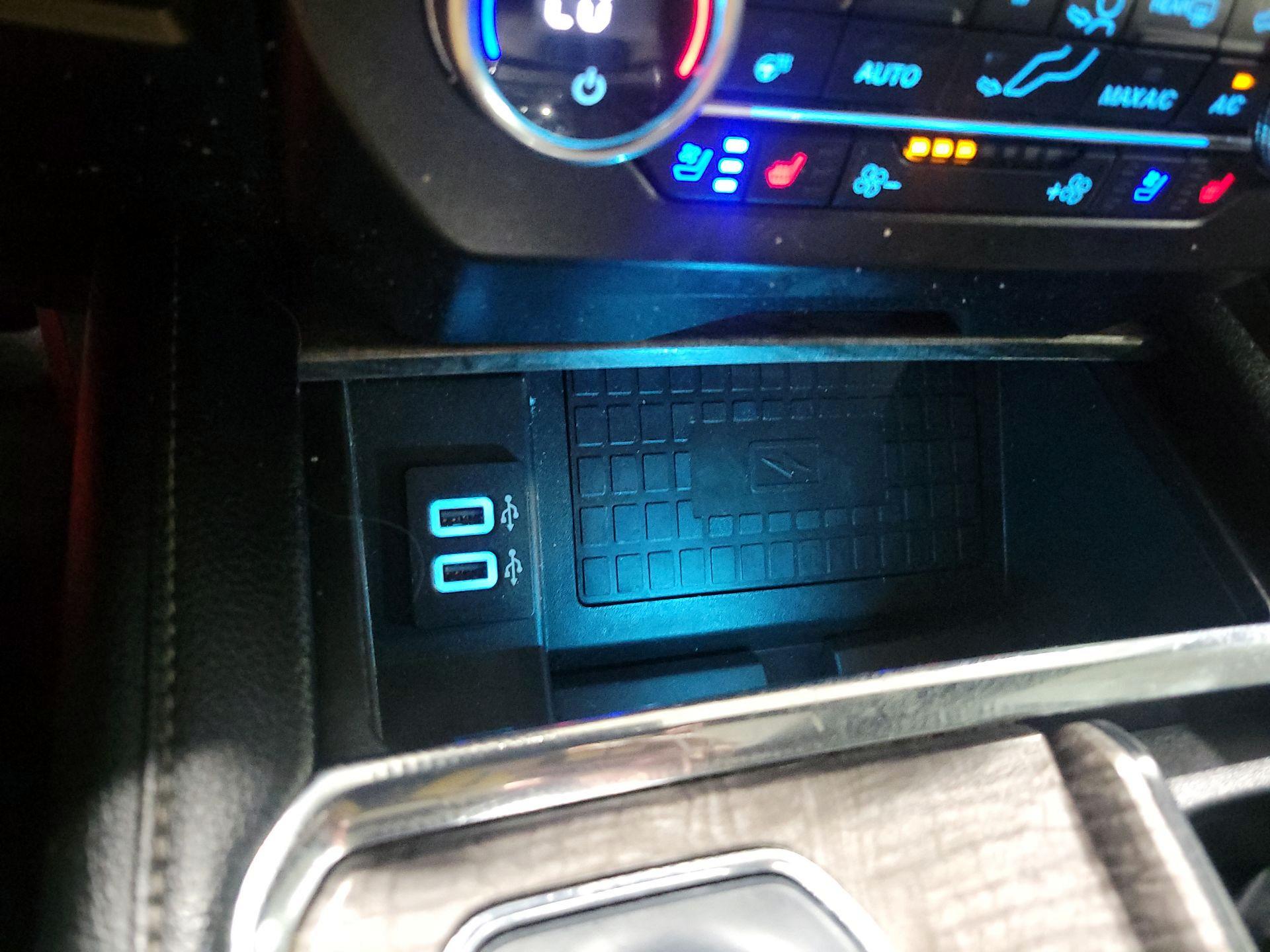 Thumbnail: 2019 Ford Expedition - 19