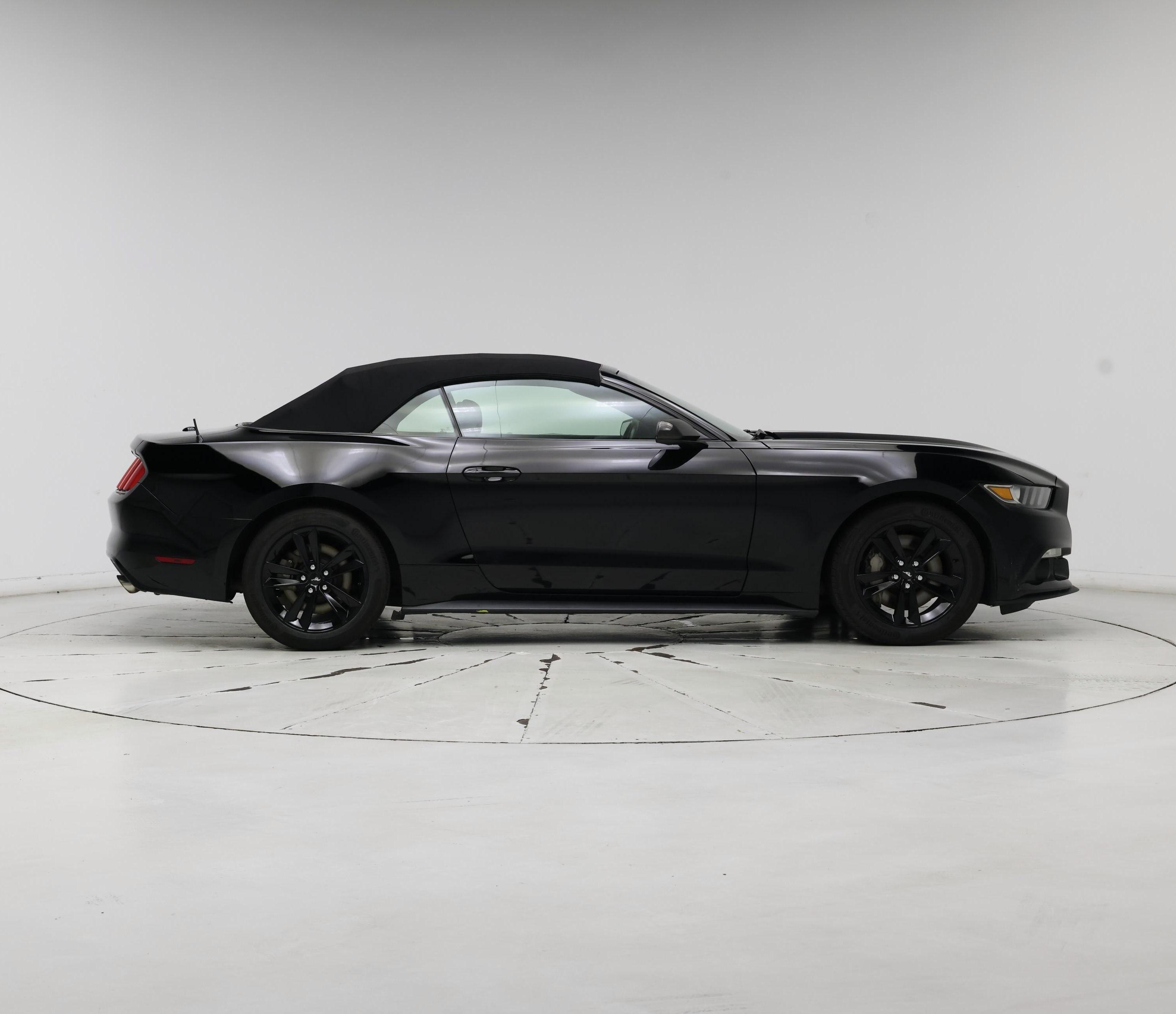 Thumbnail: 2015 Ford Mustang - 7