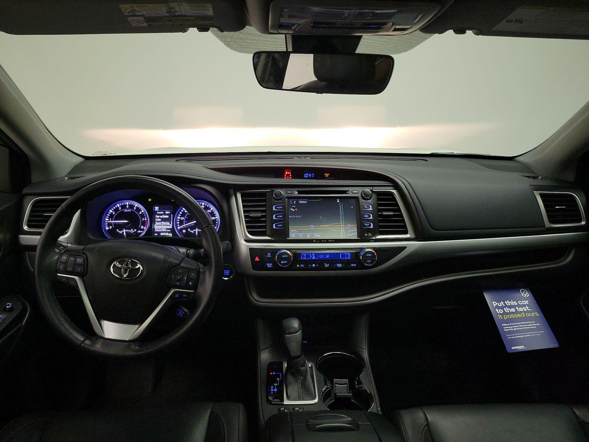 Thumbnail: 2017 Toyota Highlander - 9